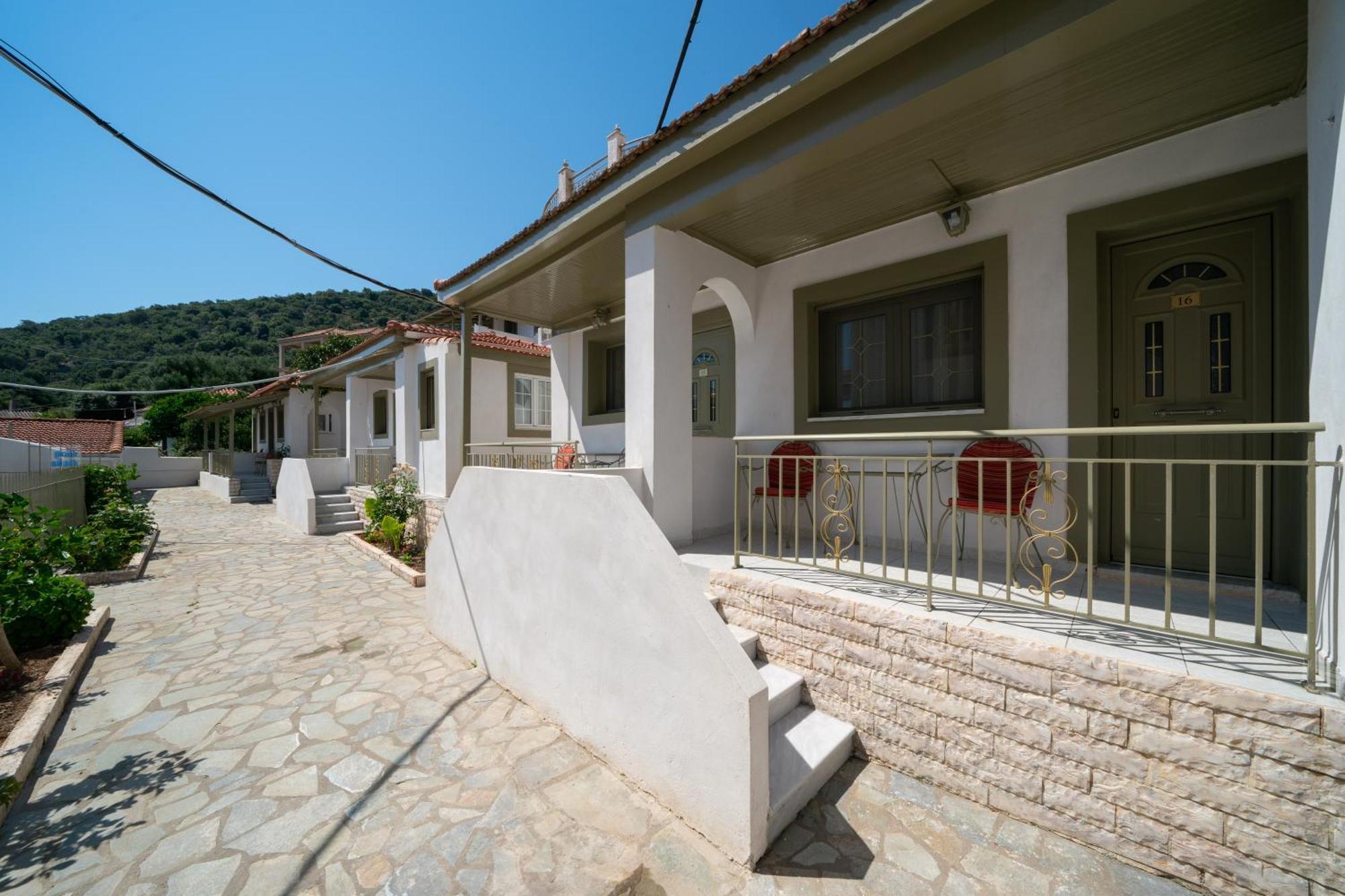Apartment Makis Village-apartments Agia Efimia