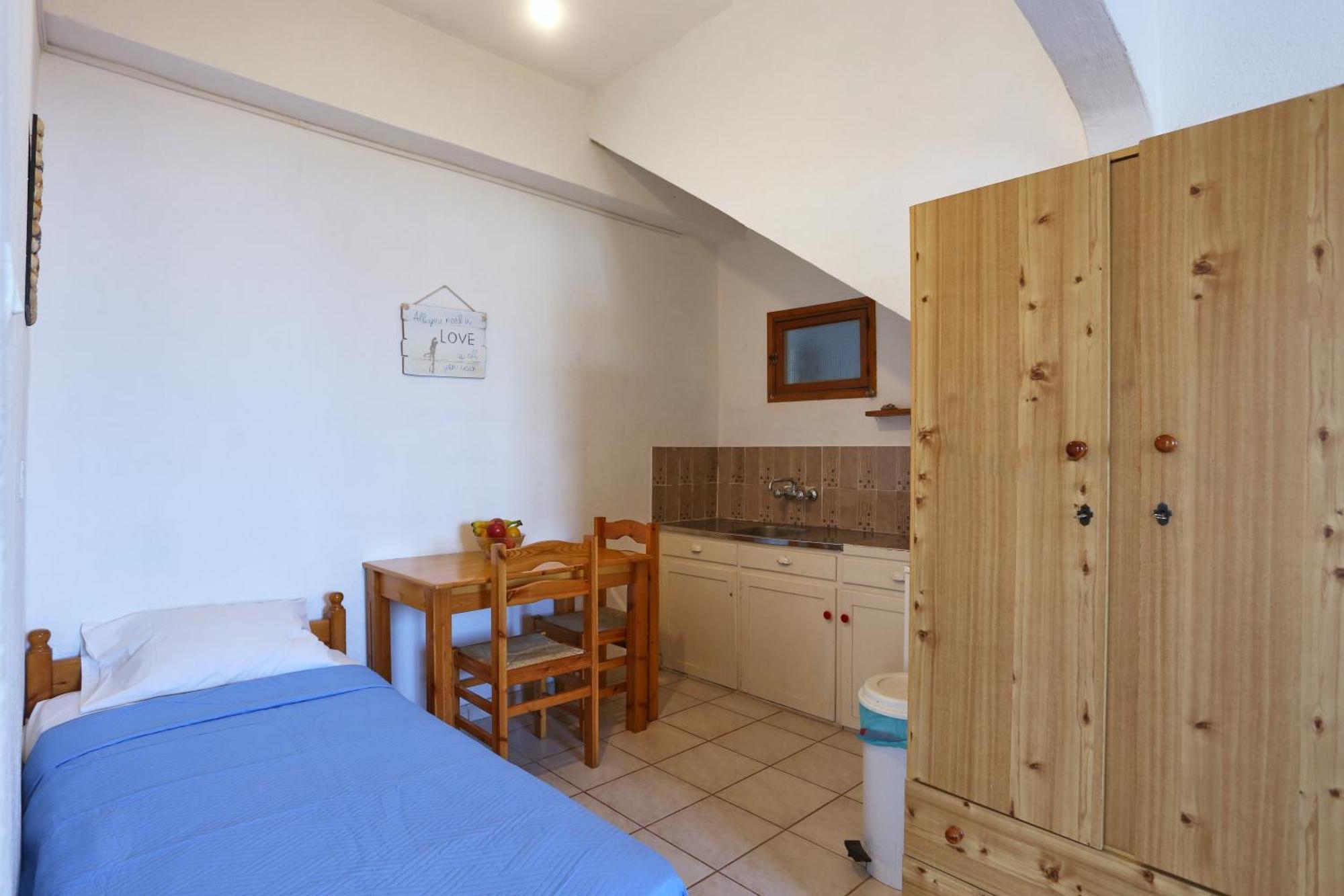 Armena Armenistis (Ikaria)