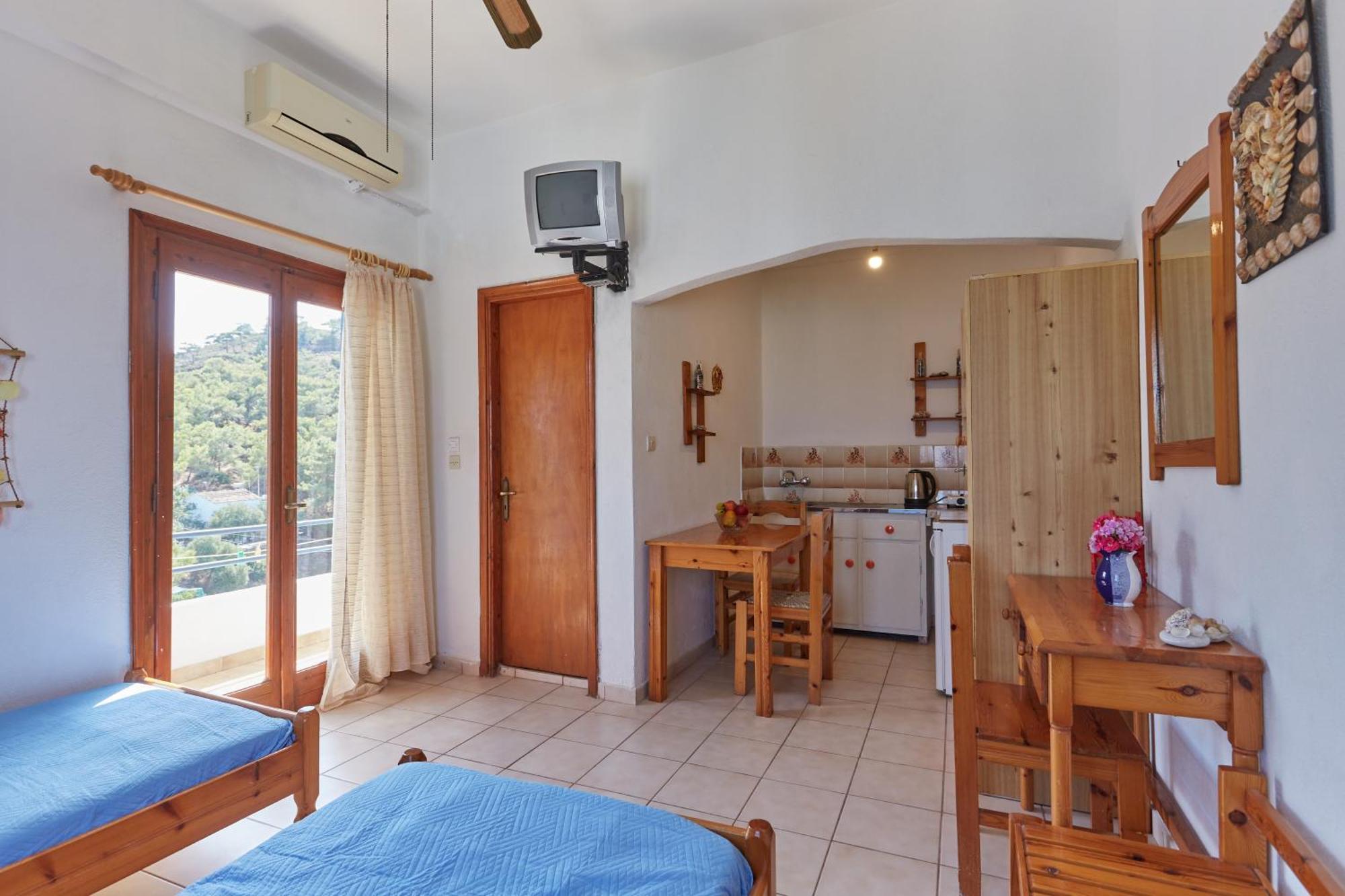 Armena Armenistis (Ikaria)