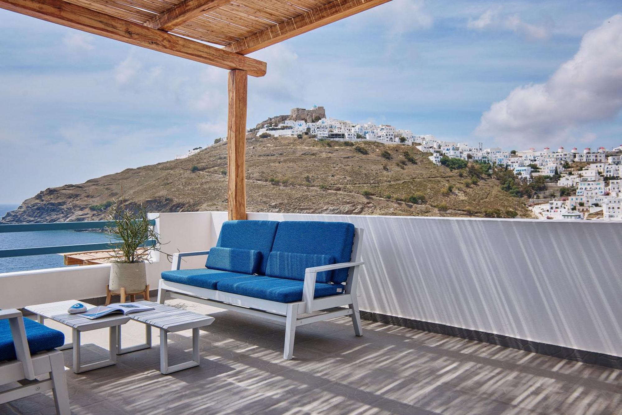 Chrysalis Boutique - Adults Only 3*