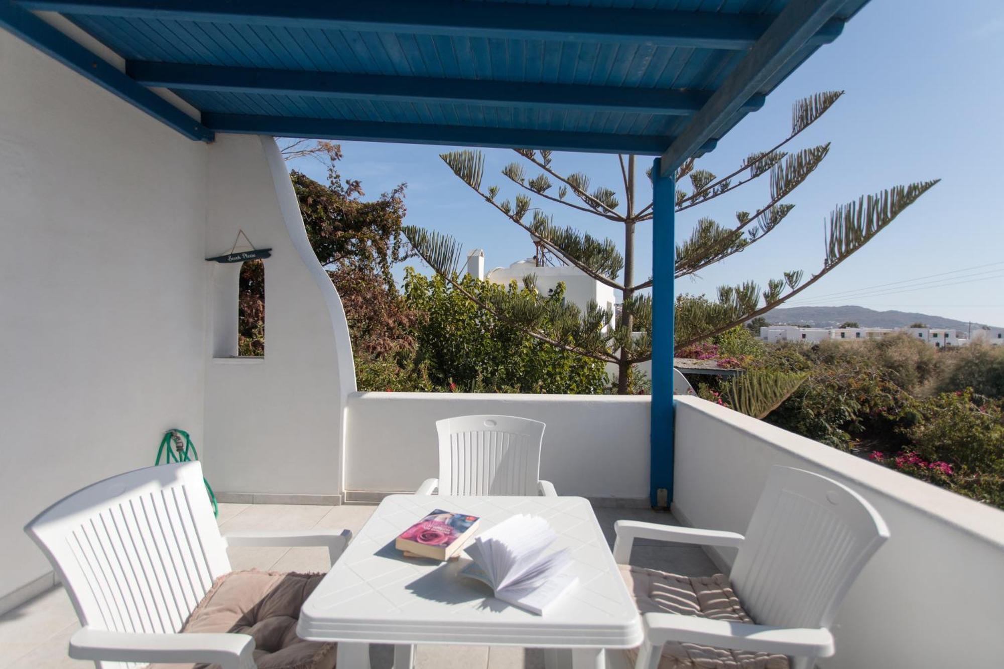 Nefeli In Blue Villa
