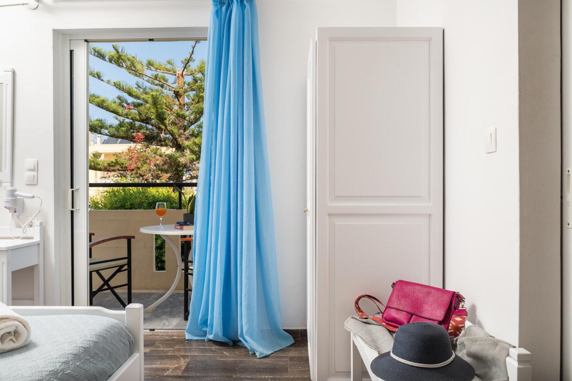 Aparthotel Evdokia 2*