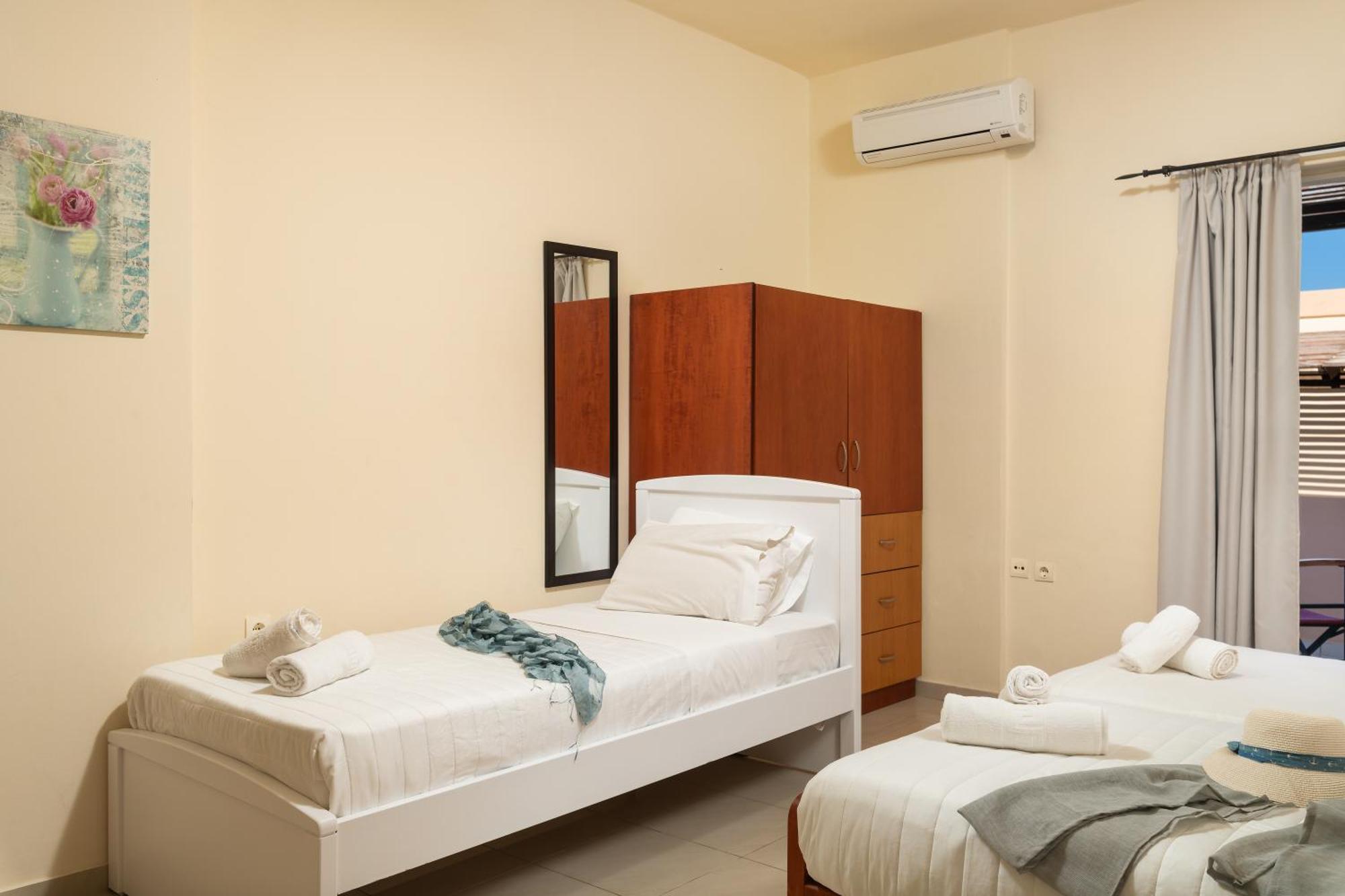 Aparthotel Evdokia 2*