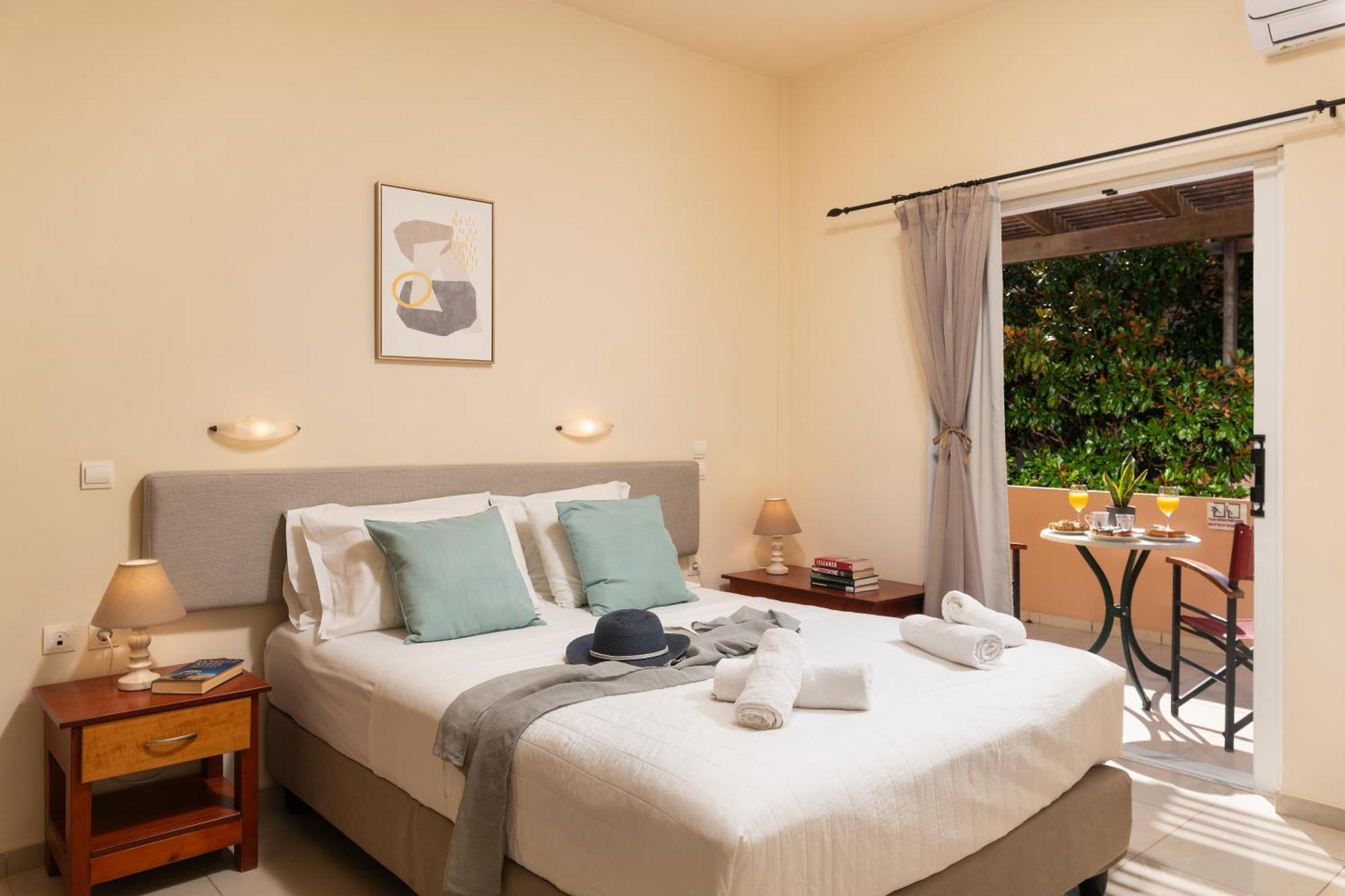 Evdokia Aparthotel