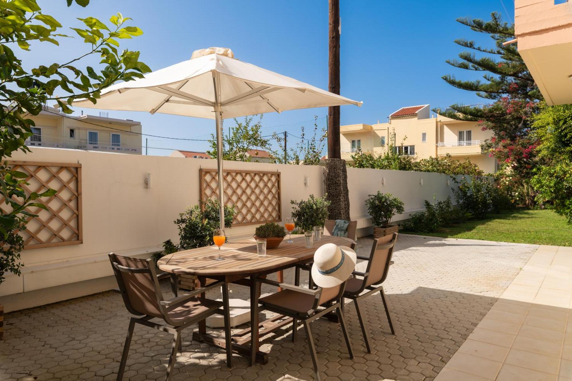 Aparthotel Evdokia Agia Marina (Crete)