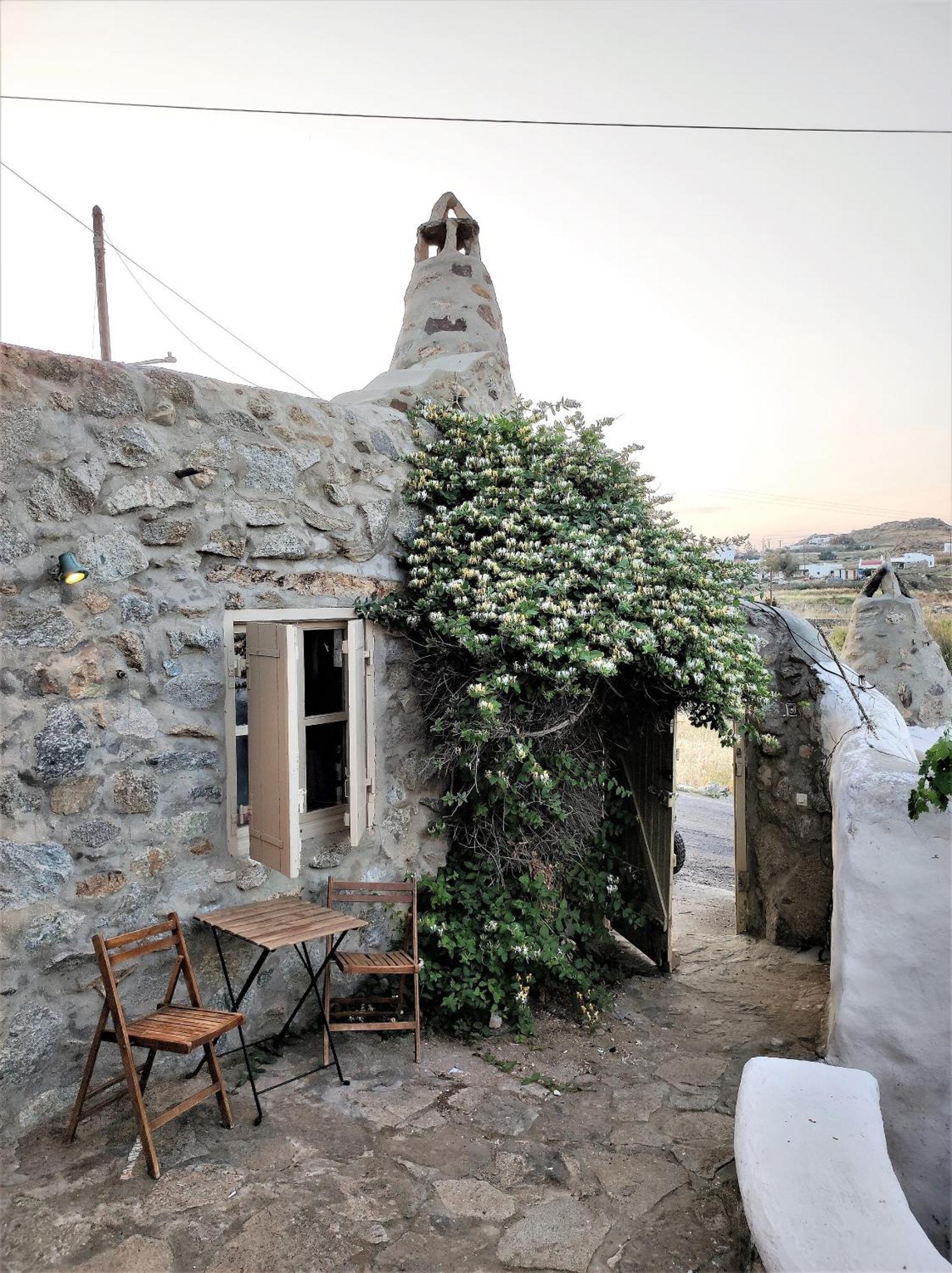 Pyrgi Artemis Place Mykonos Town