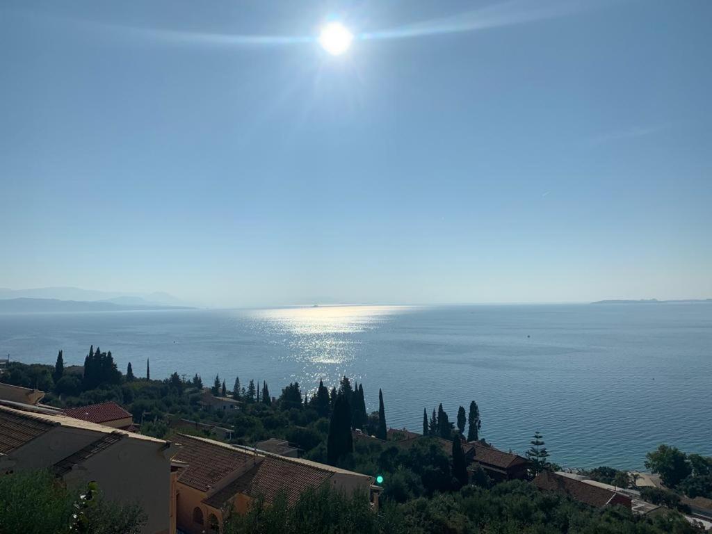 Breathtaking Views Apartment Barbati