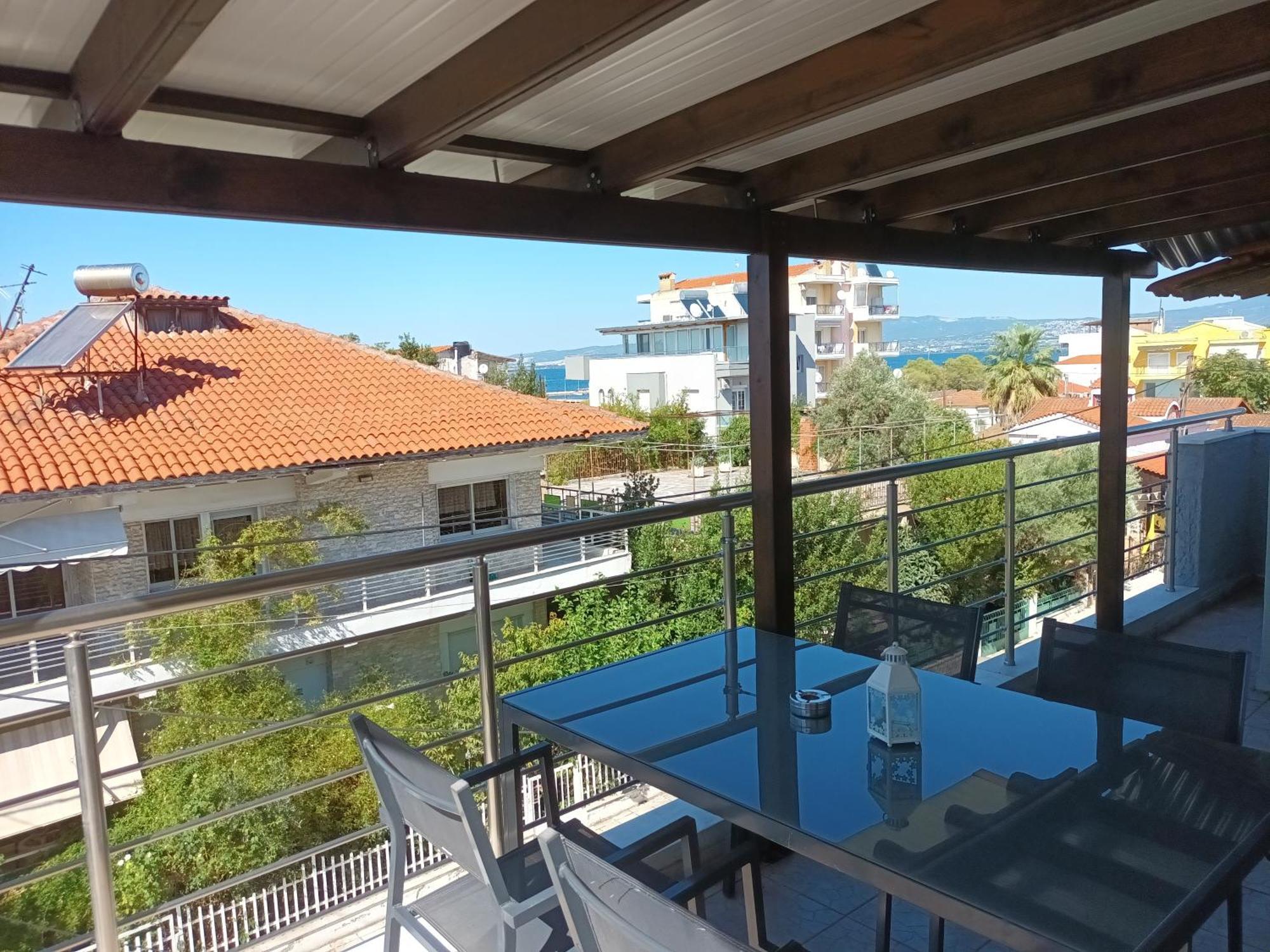 Apartment Peraia Sea View *