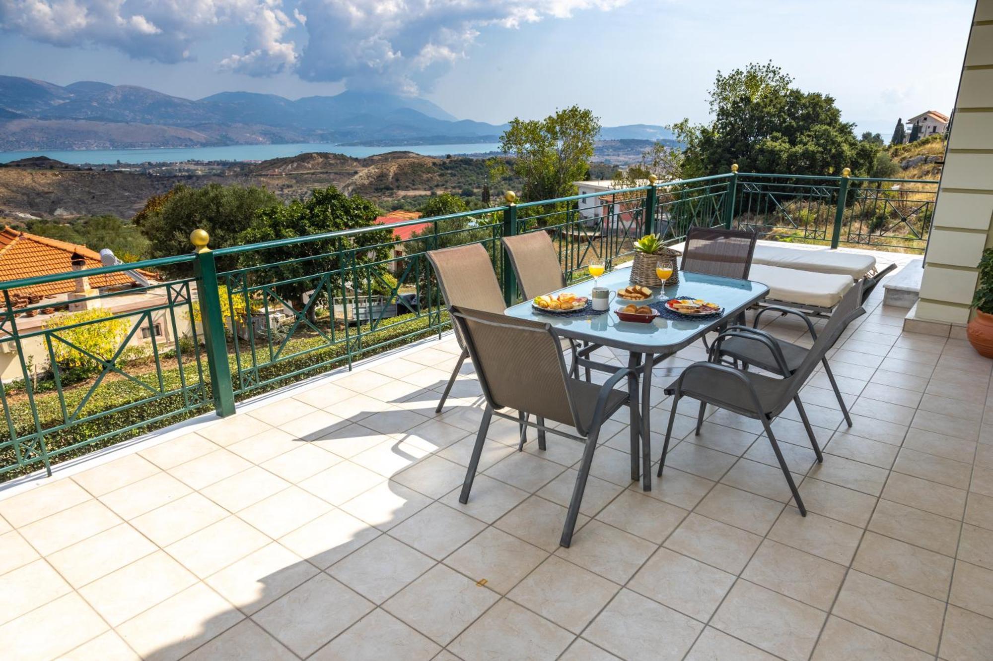 Theano - Family House In Lixouri, Kefalonia