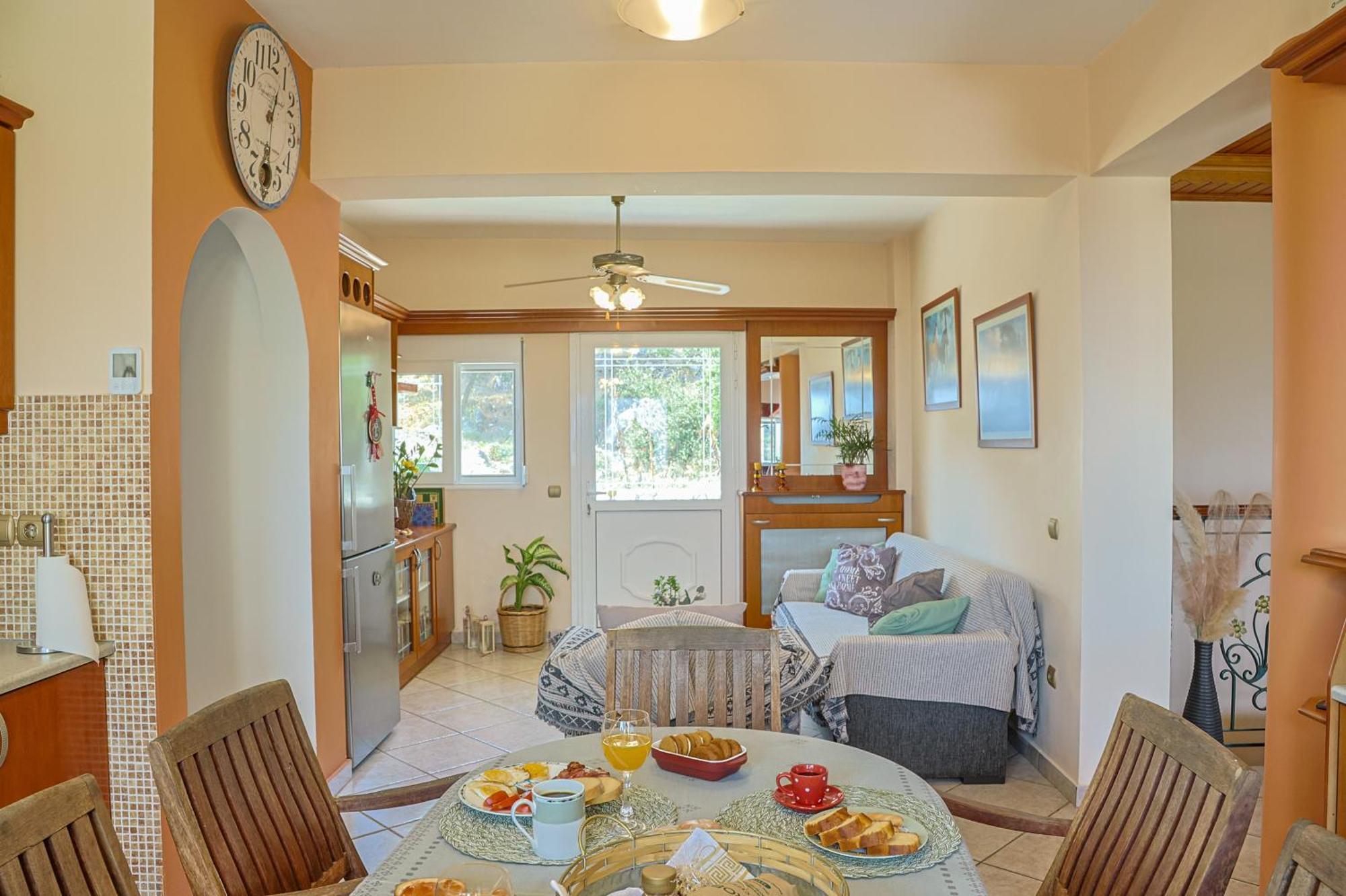 Theano - Family House In Lixouri, Kefalonia Apartment
