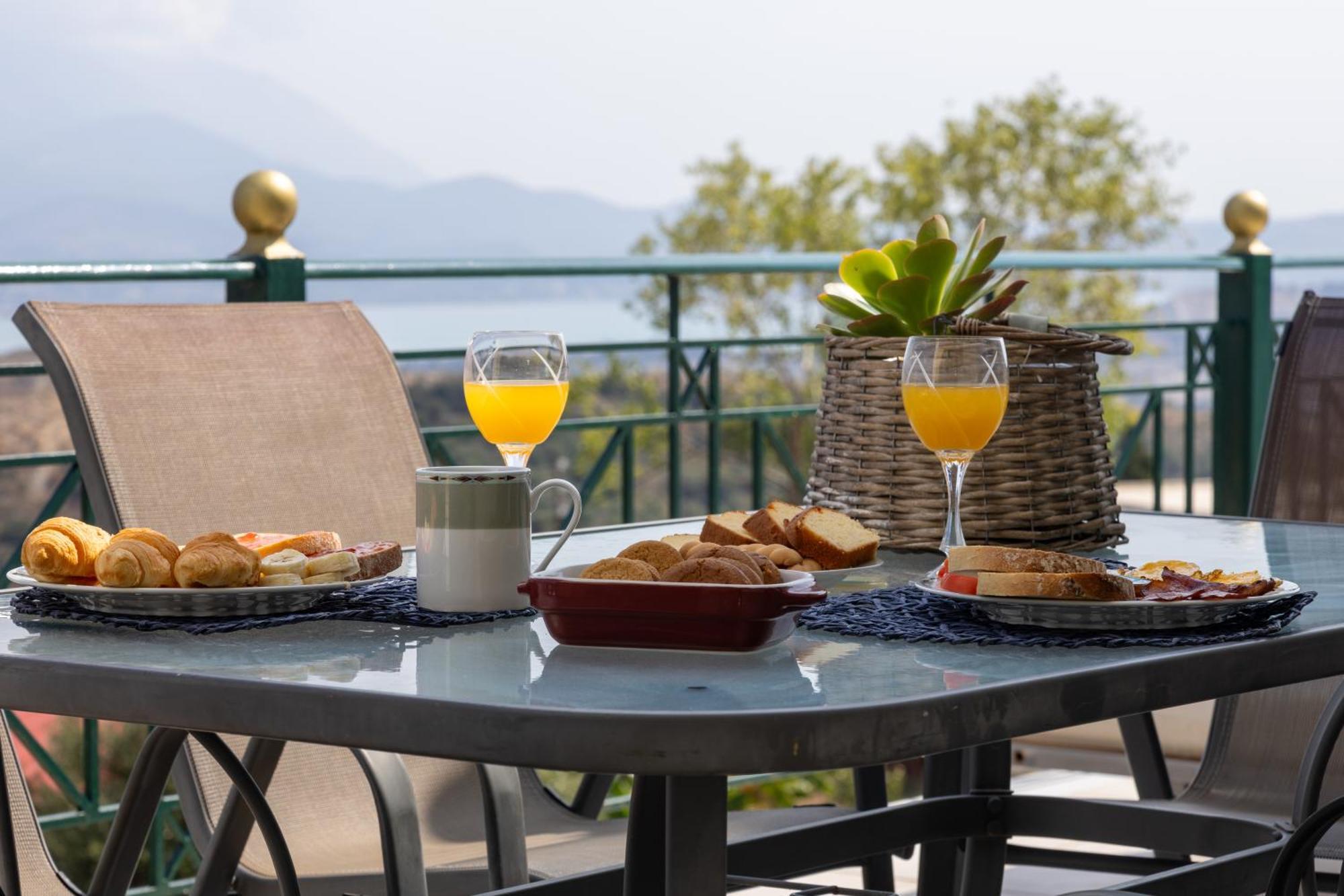 Apartment Theano - Family House In Lixouri, Kefalonia