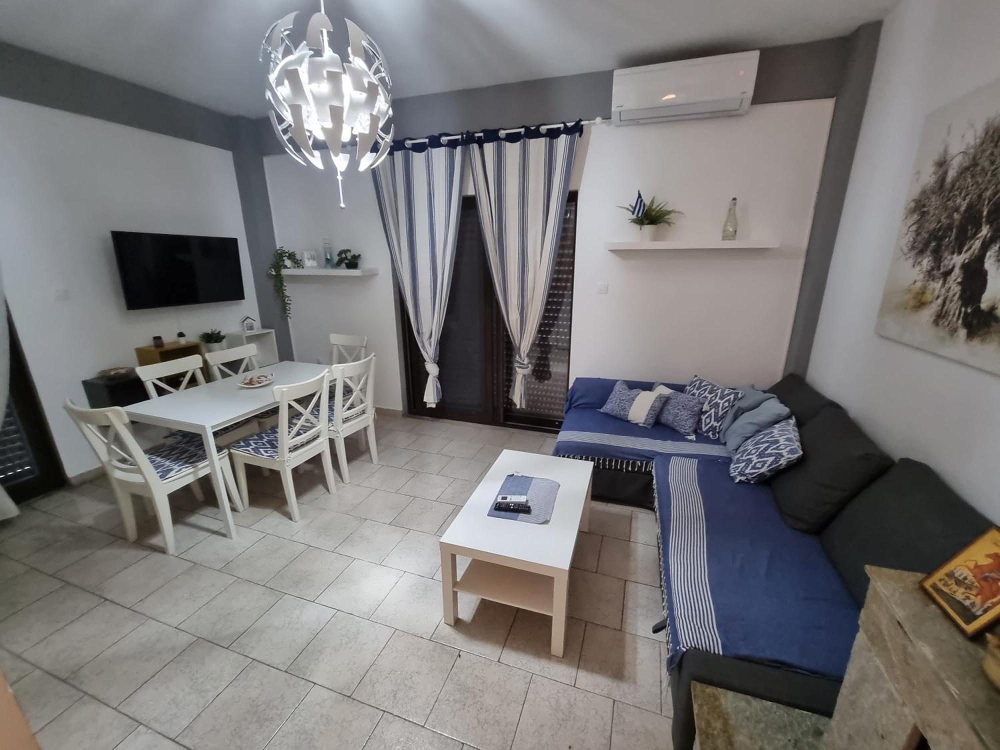 Lucas Lux Apartment *