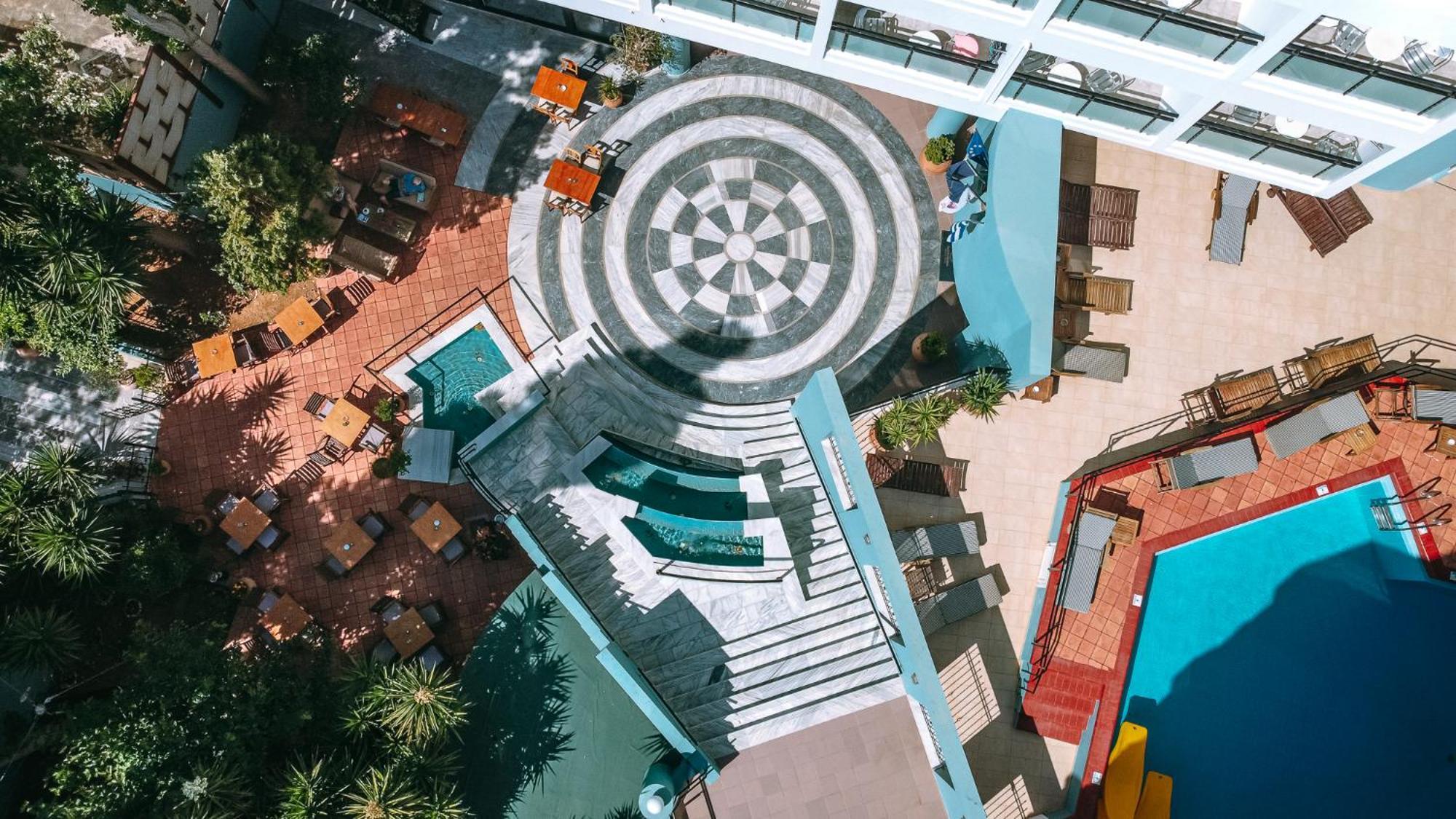 Hotel Santa Marina Unique 4*
