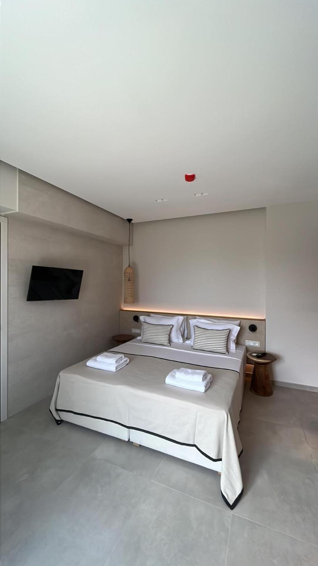 Hotel Niriides Palace *