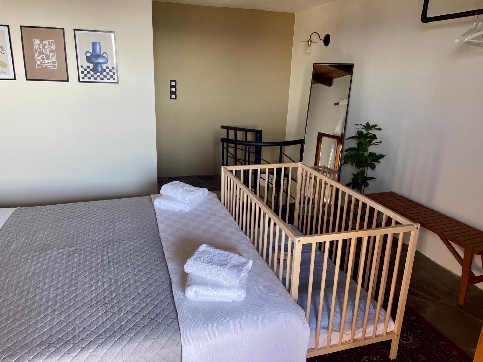 Almond Holiday home Livadia (Crete)
