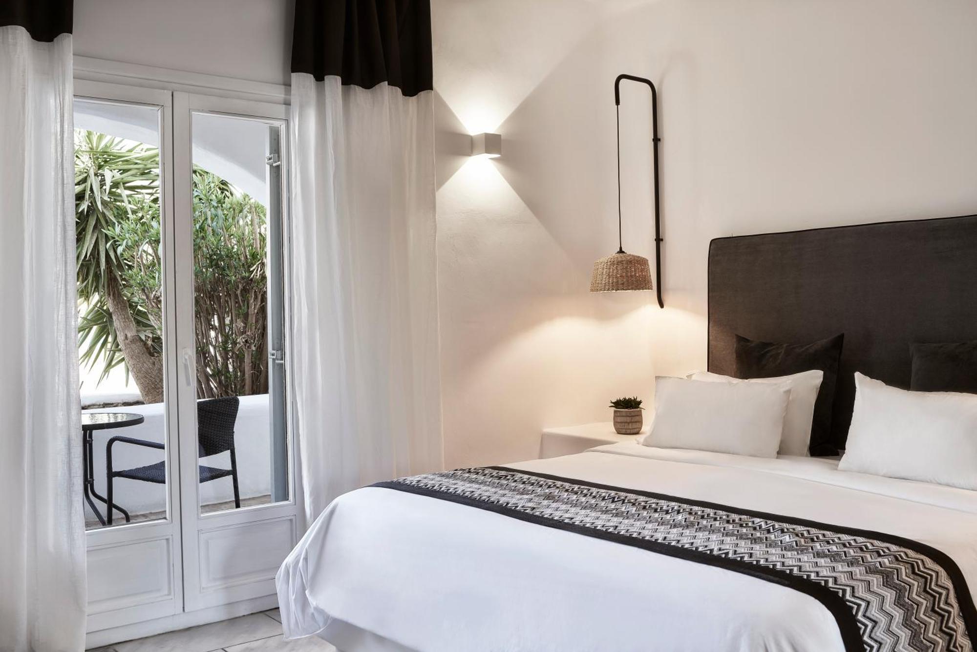 Mr & Mrs White Mykonos 4* Platys Gialos (Mykonos)