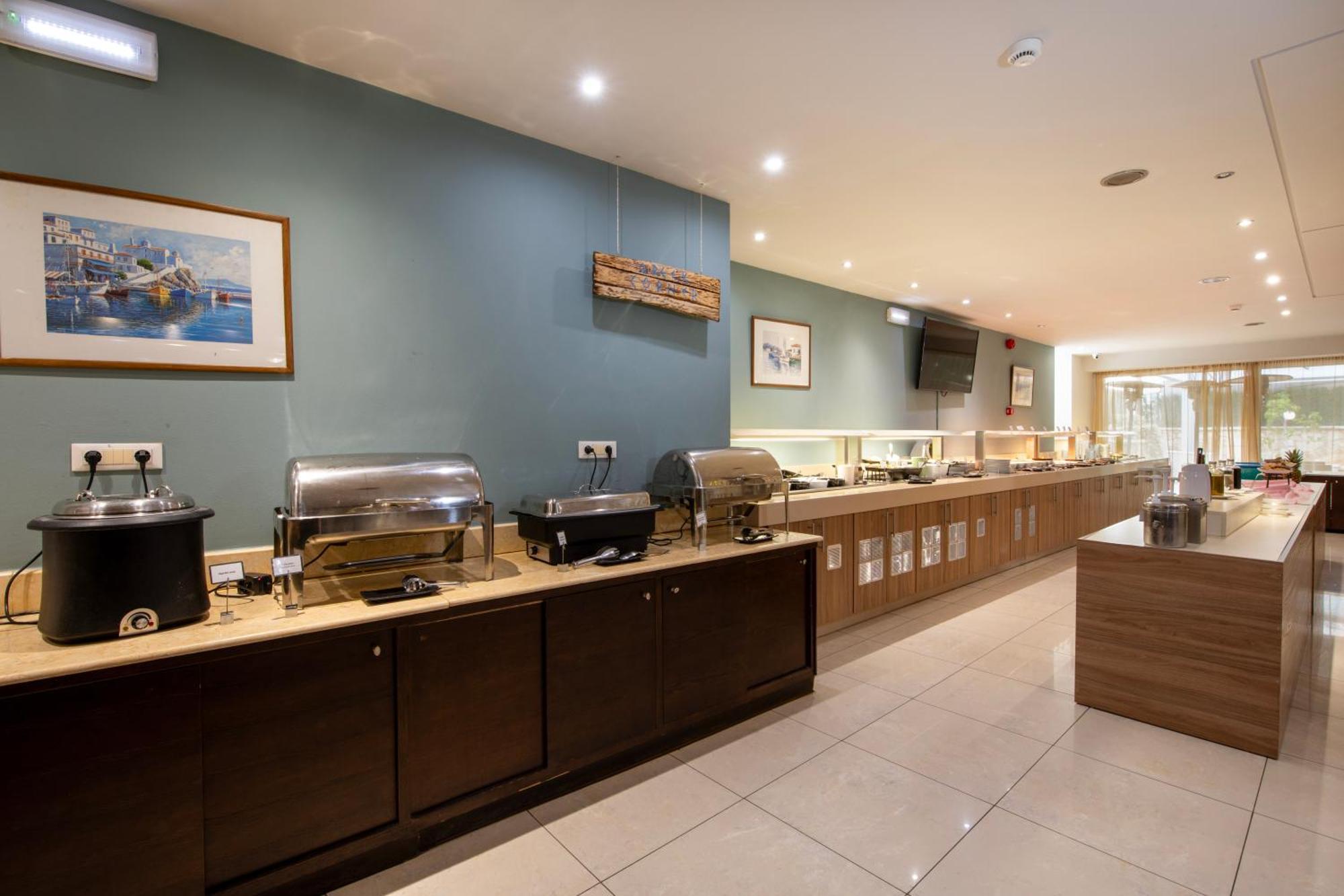 Resort Atrion