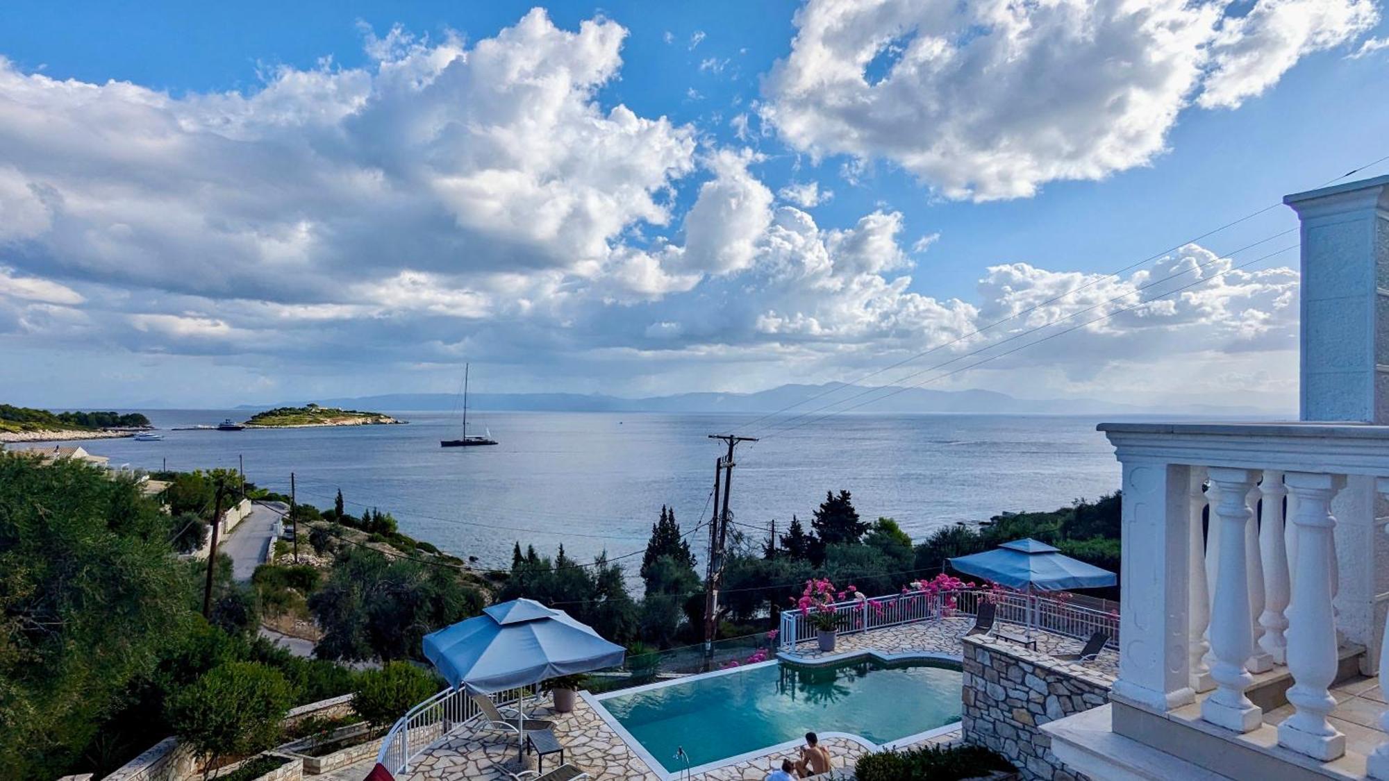 Avgerini Paxos Apartment *