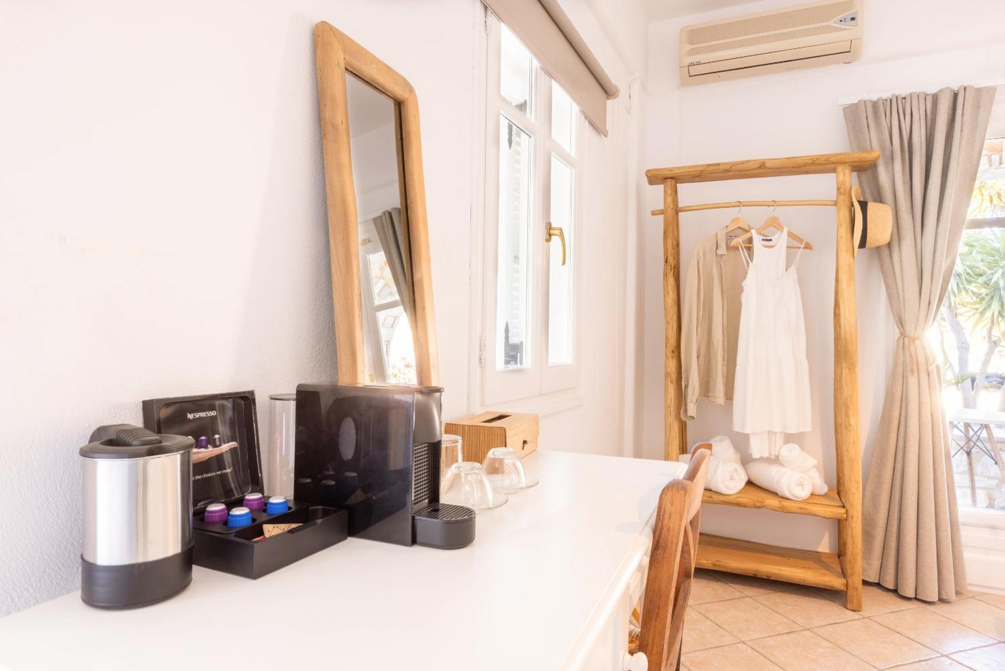 Aparthotel Acoya Residences