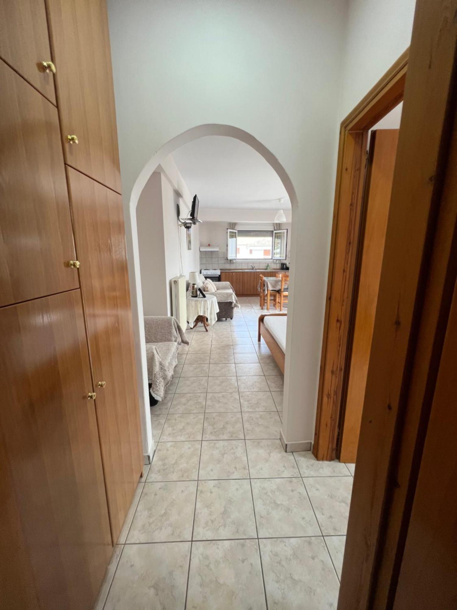 Alexandra' S Apartment Plataria