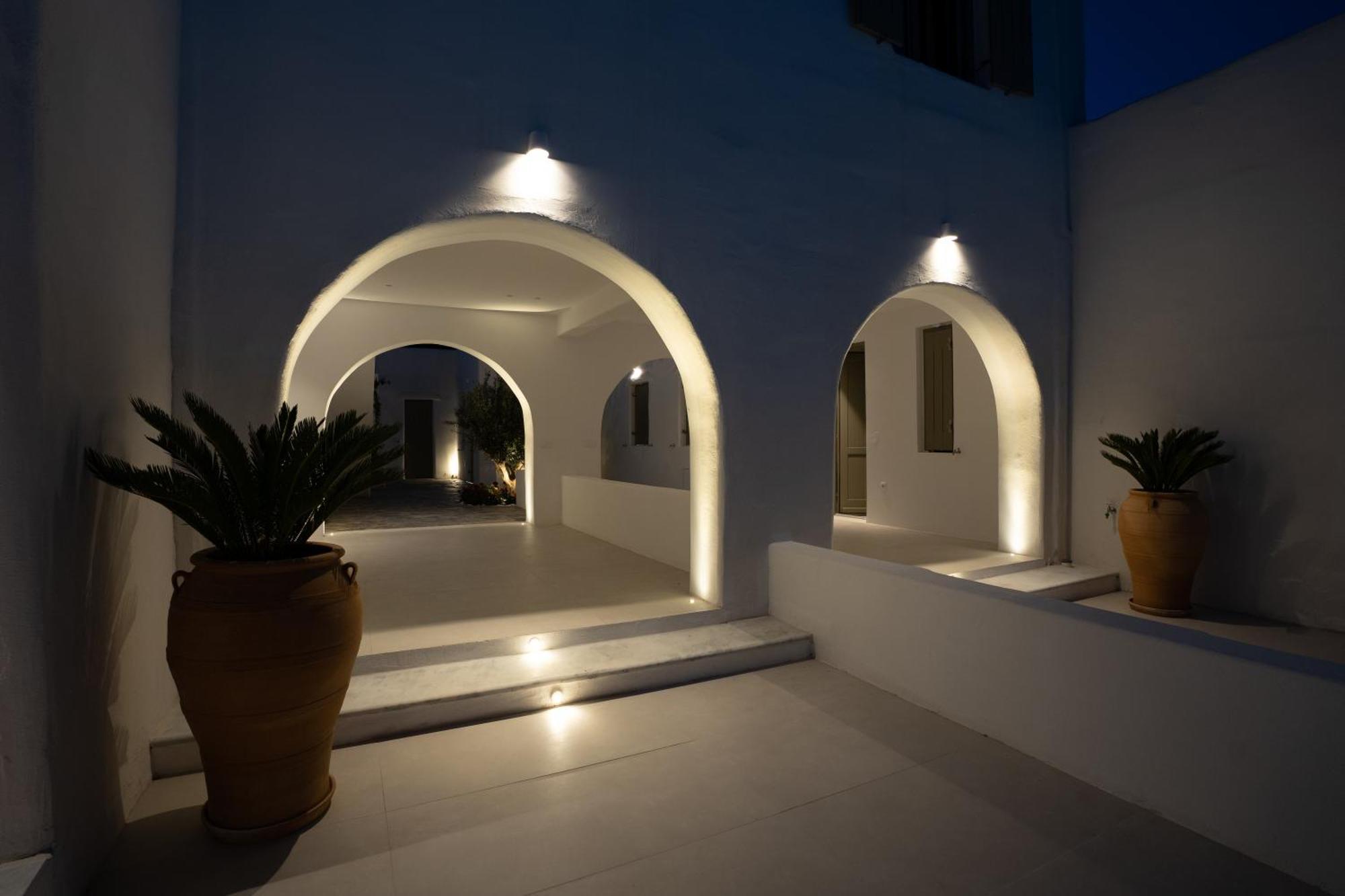 Paros Breeze Luxury Villa Drios