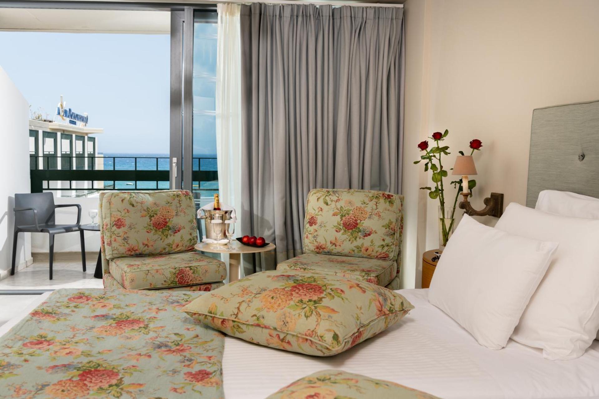 Aquila Porto Hotel 5*