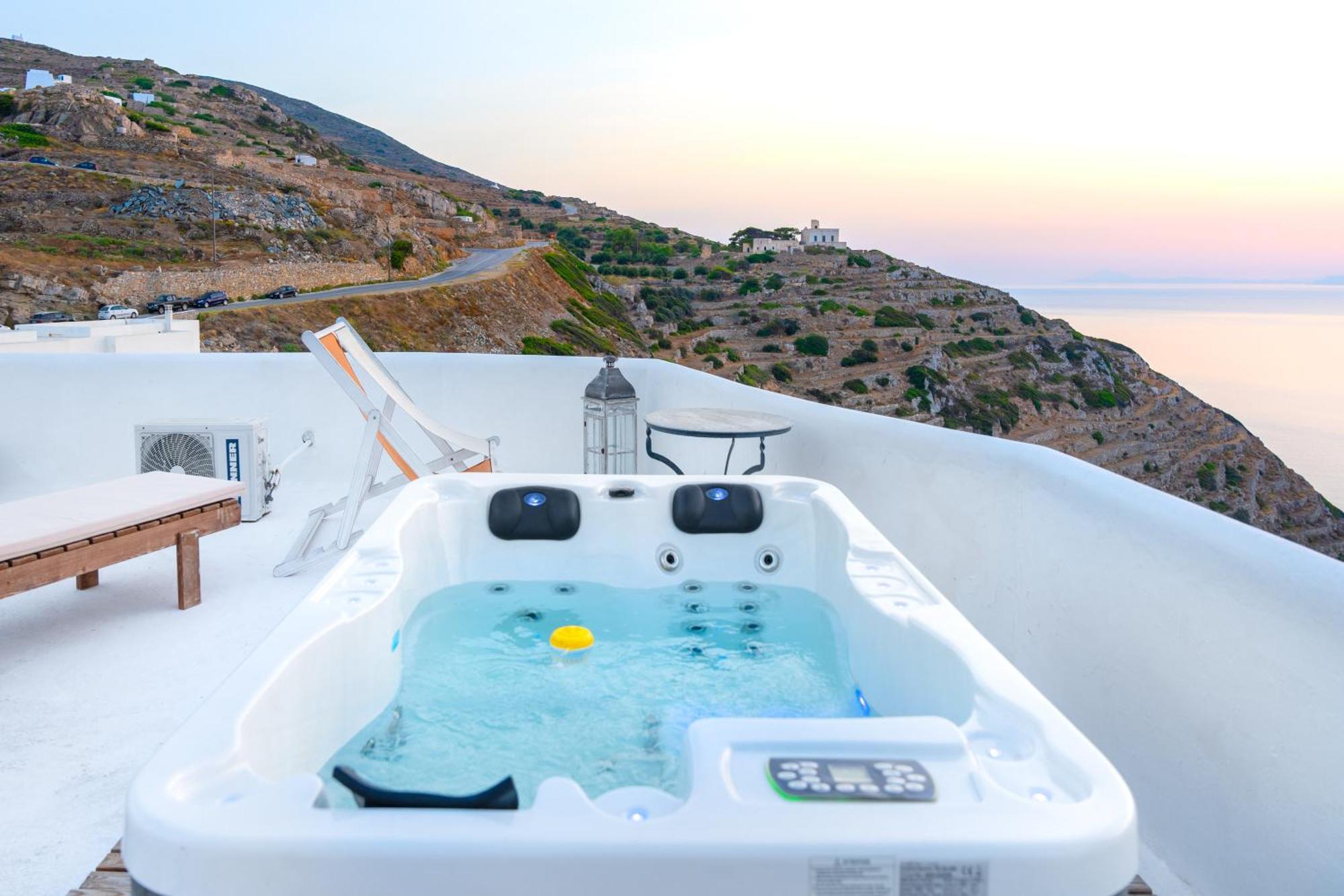 Paros Sikinos