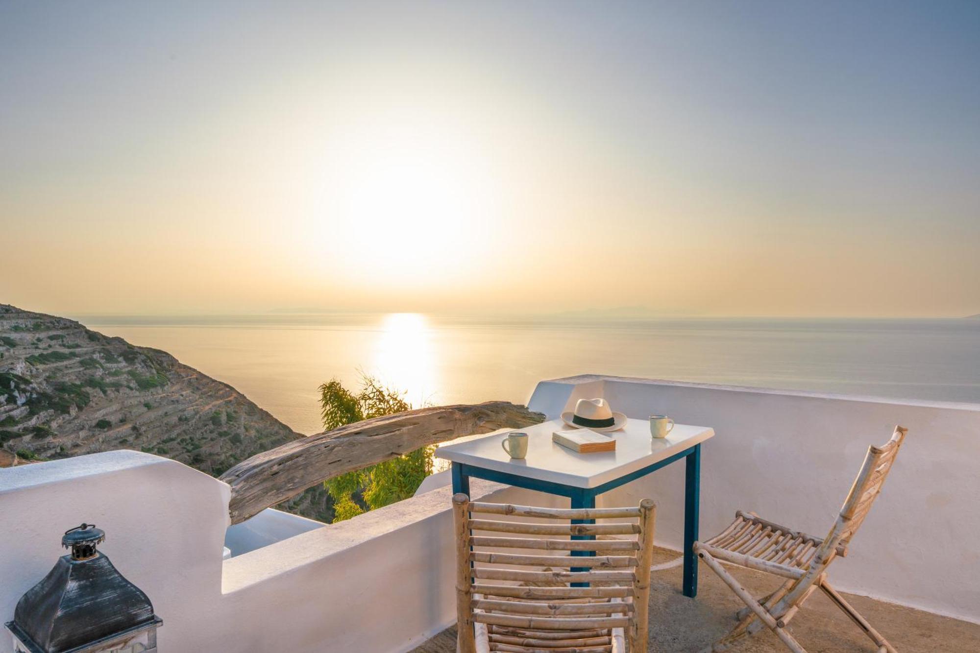 Paros * Sikinos