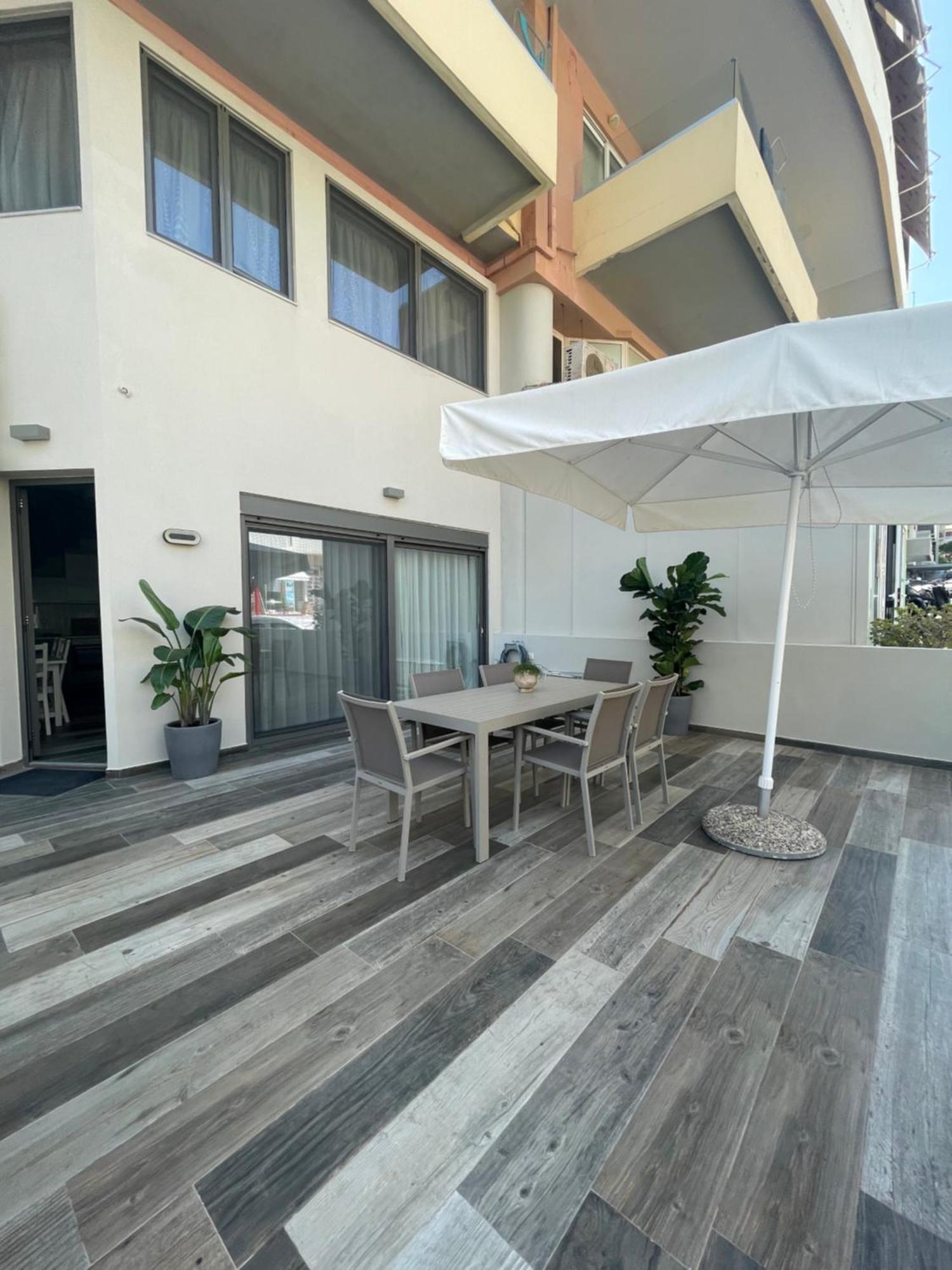 Aelia Luxury House *