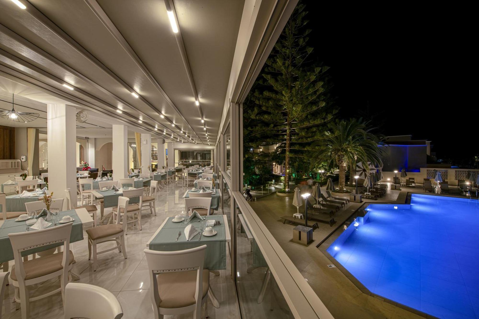 Vantaris Luxury Hotel 4*