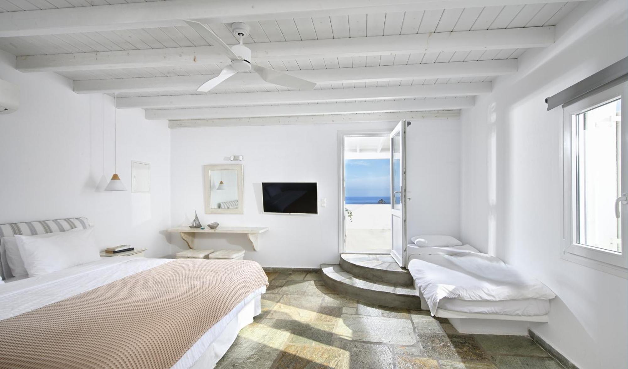 Vlia Mar Myconian Residences Kalafatis