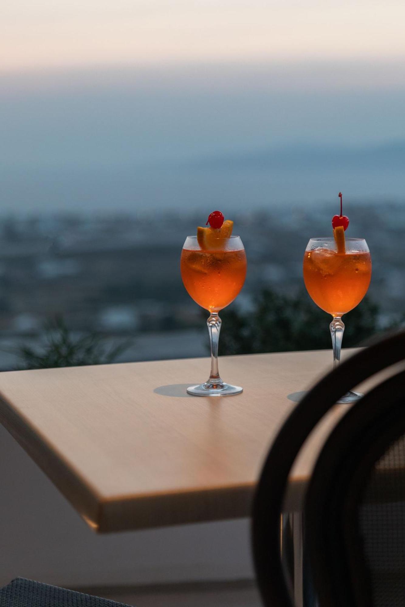 Sunset Hill * Mykonos Town