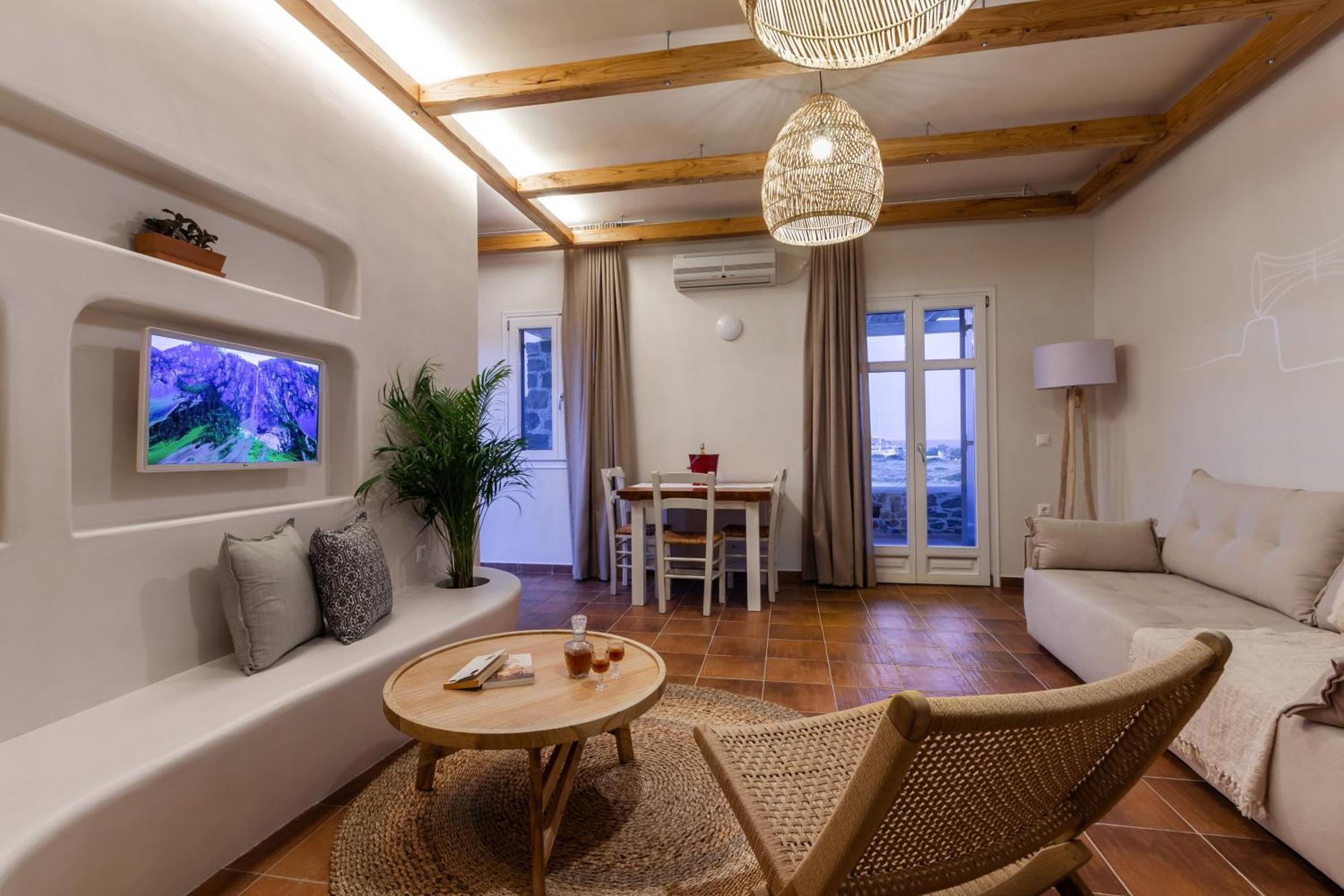 Kimolia Gi Aparthotel 3*