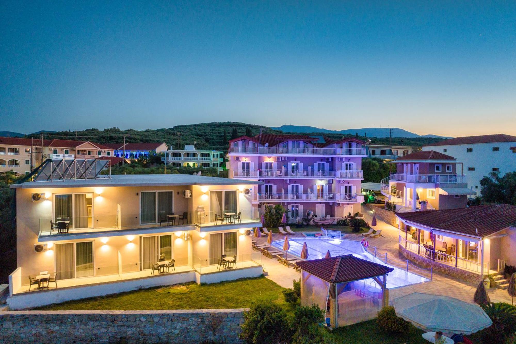 Amoudi Studios Apartments Hotel Aparthotel Amoudi