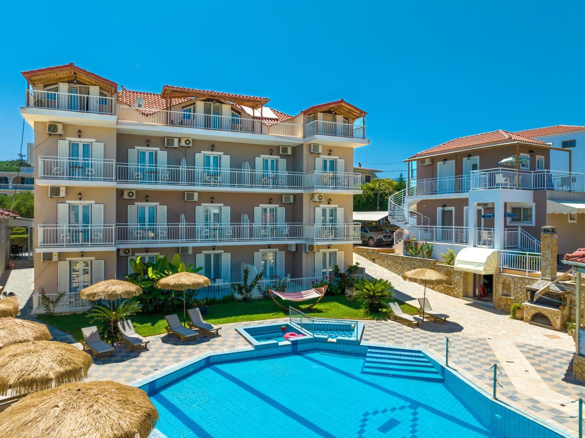 Amoudi Studios Apartments Hotel Aparthotel