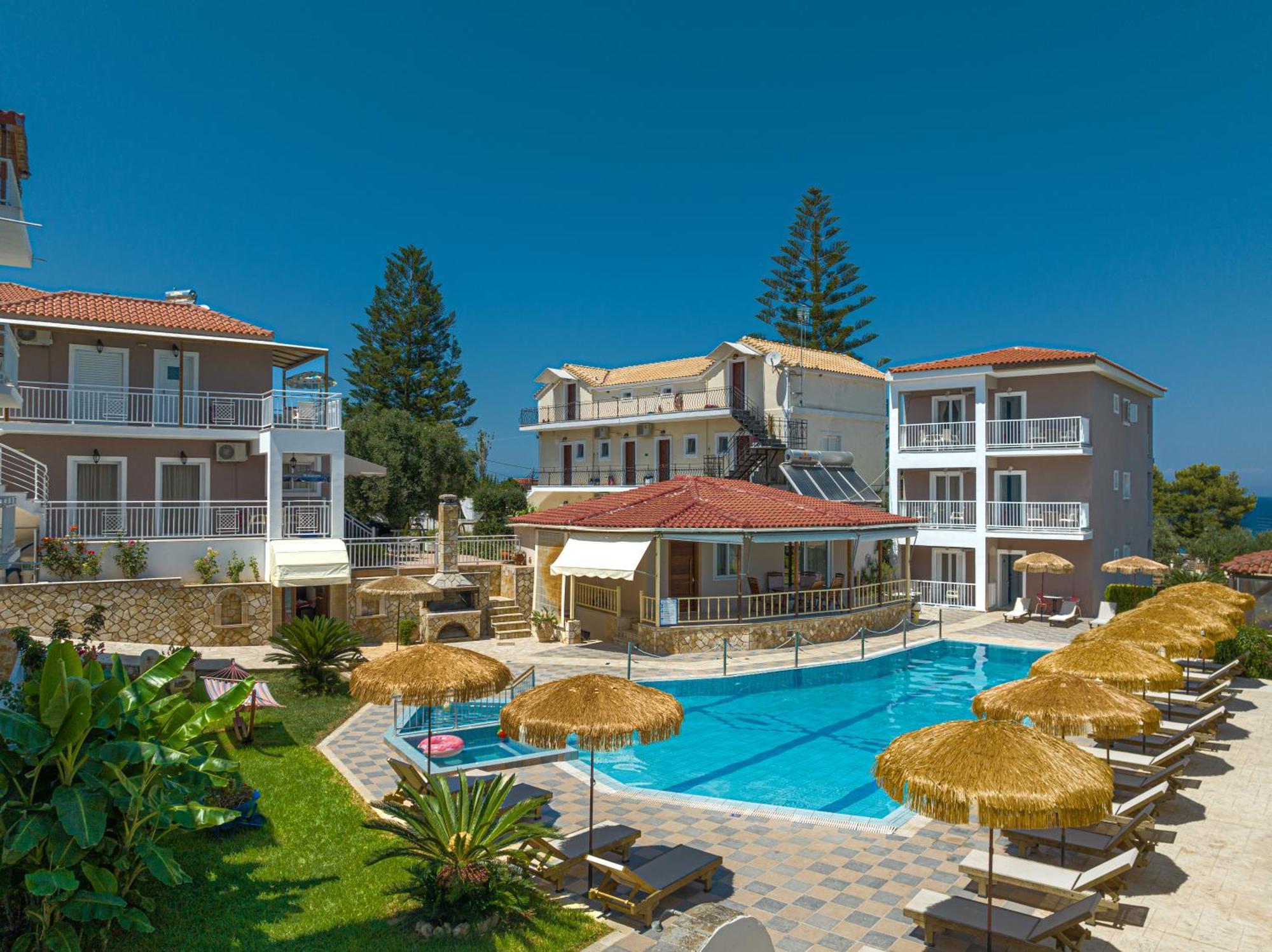 Amoudi Studios Apartments Hotel Amoudi