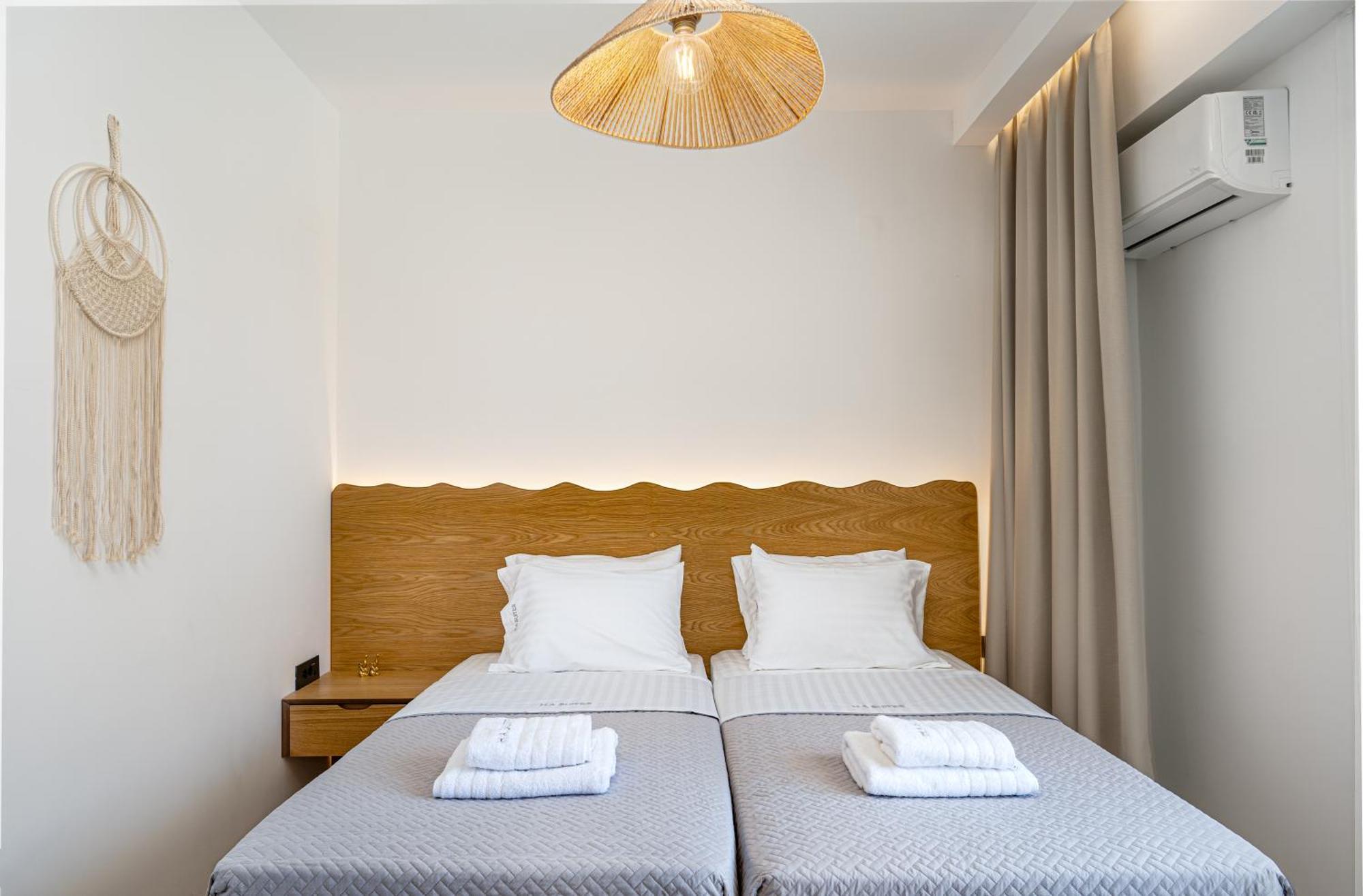 Amoudi Studios Apartments Hotel 3*