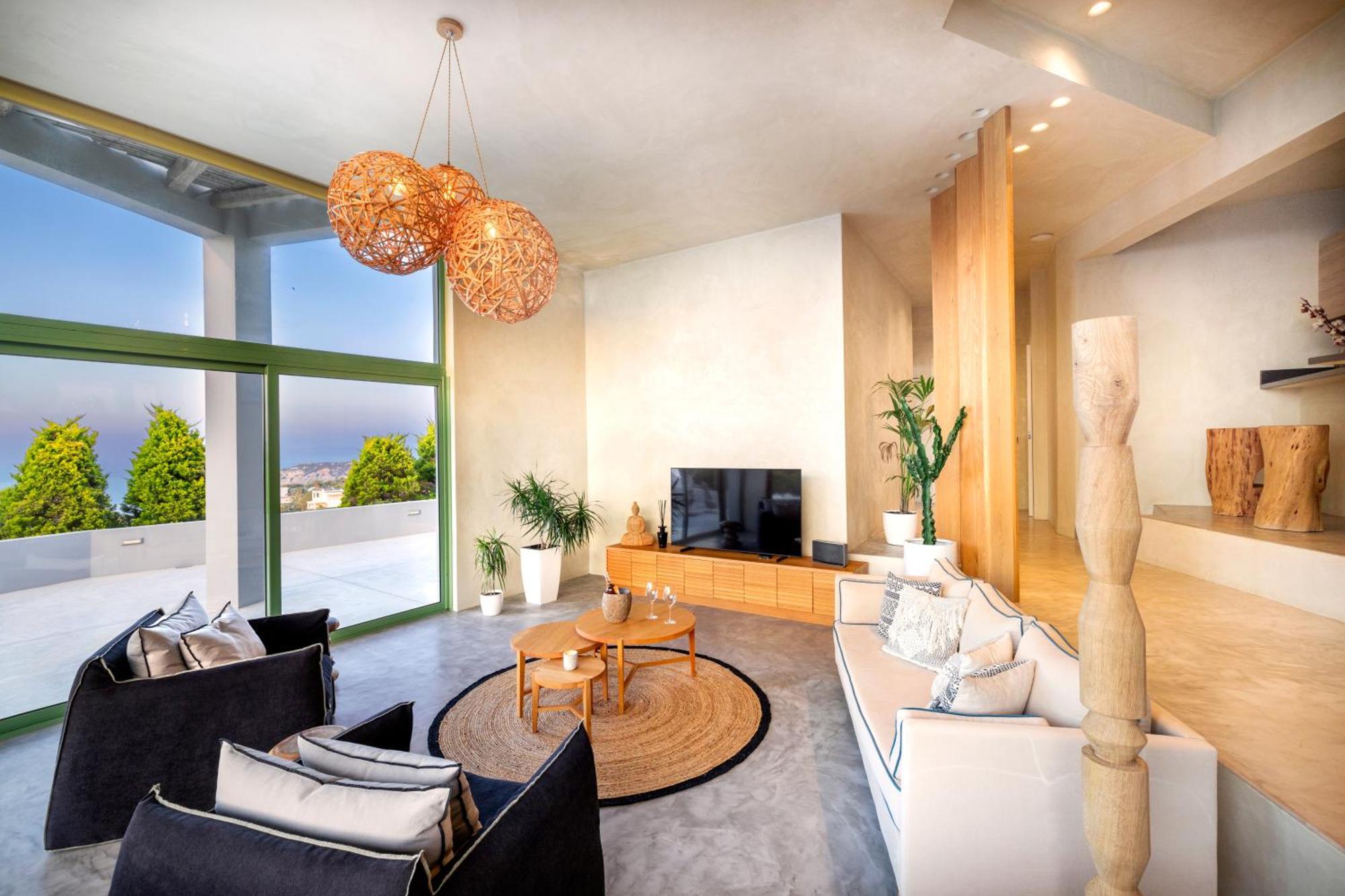Mama La Roosa Luxury Retreat Villa