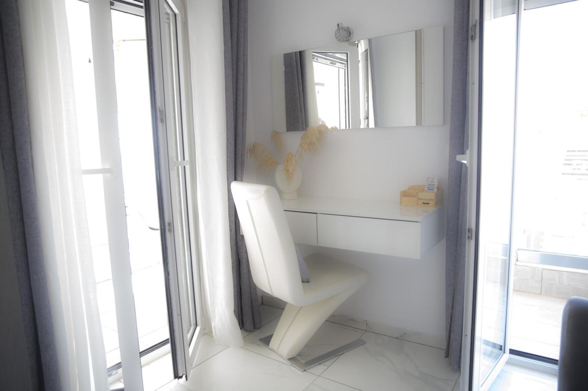 Apartment Diogenis Luxury Sea View *