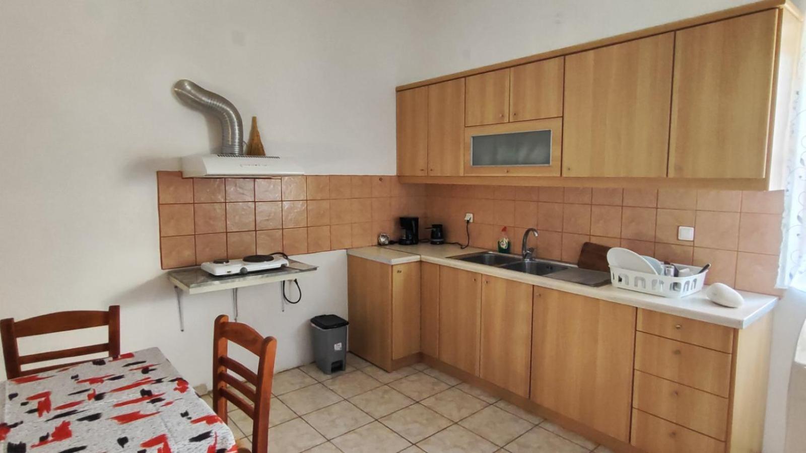 Traditional House Alepis In Areopolis Apartment
