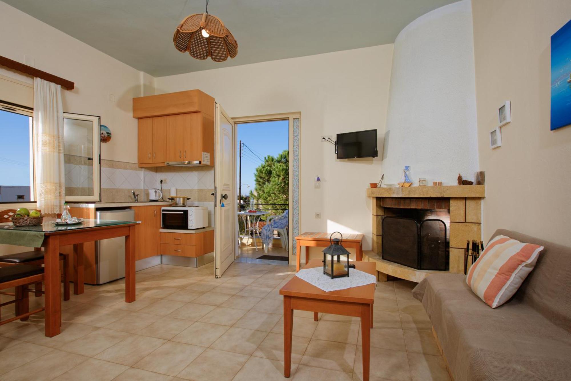 Fotis Aparthotel 4*
