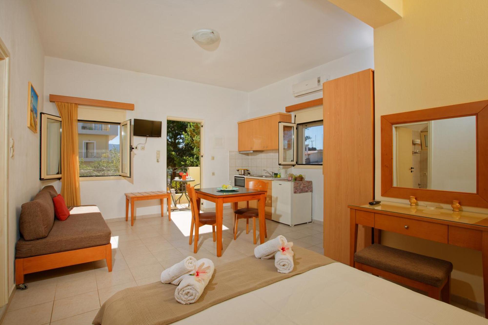 Fotis Aparthotel