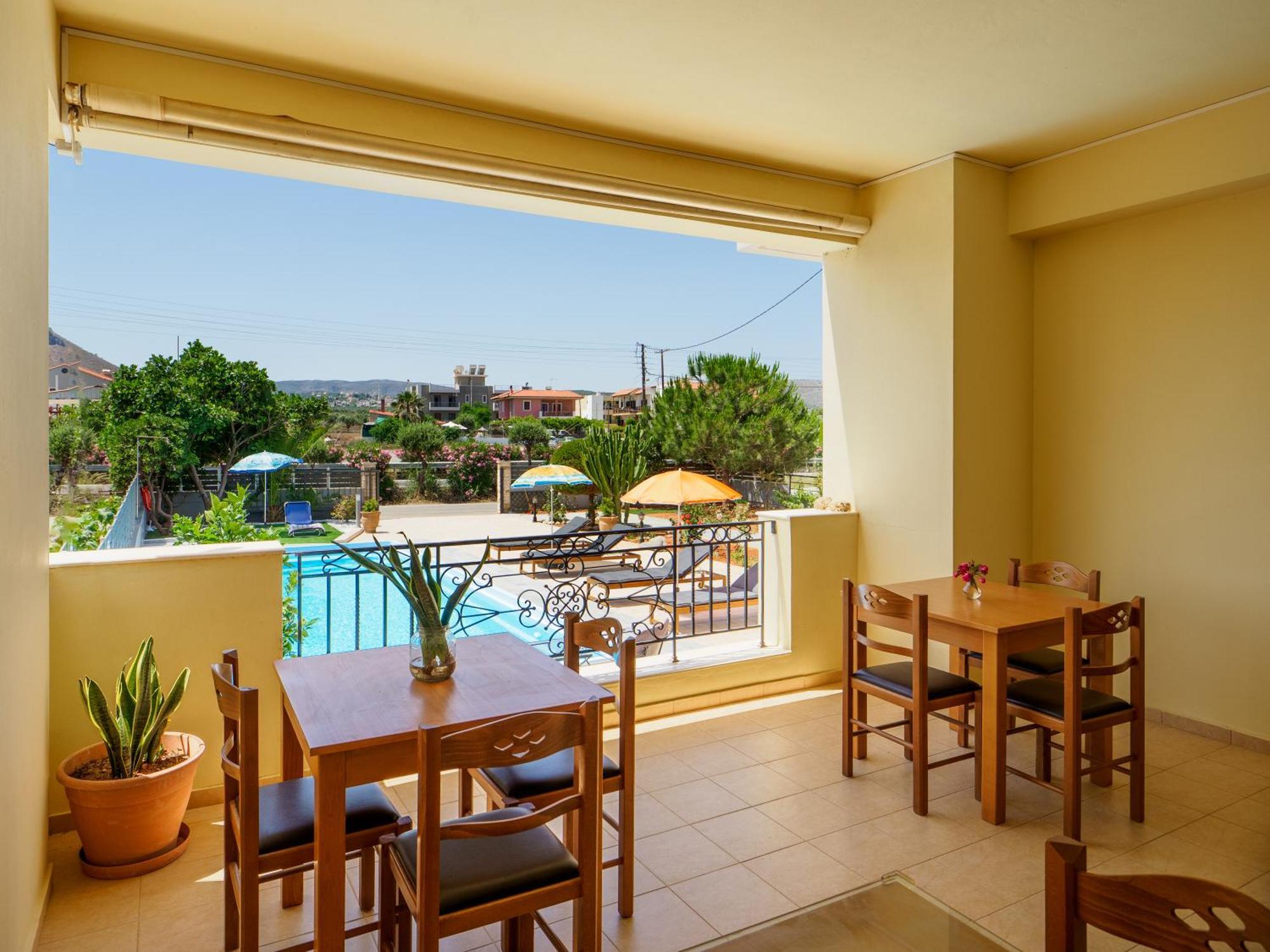 Aparthotel Fotis
