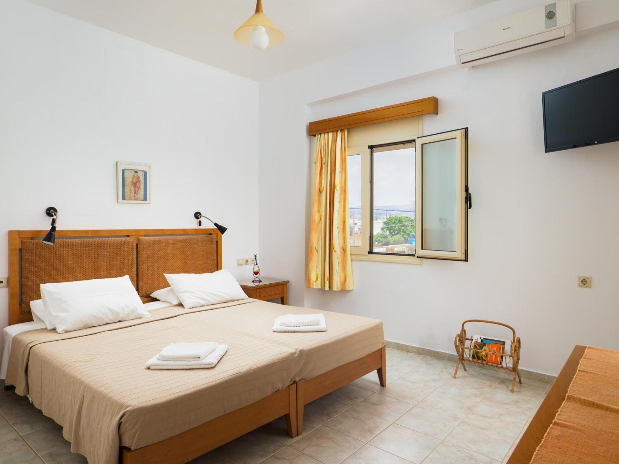 Aparthotel Fotis