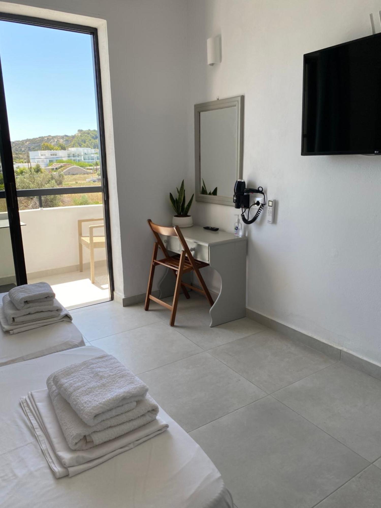 Aparthotel Ikaros