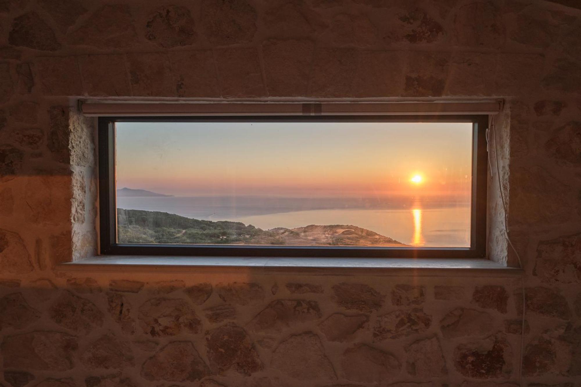 Aroa Eco Living Experience * Volimes