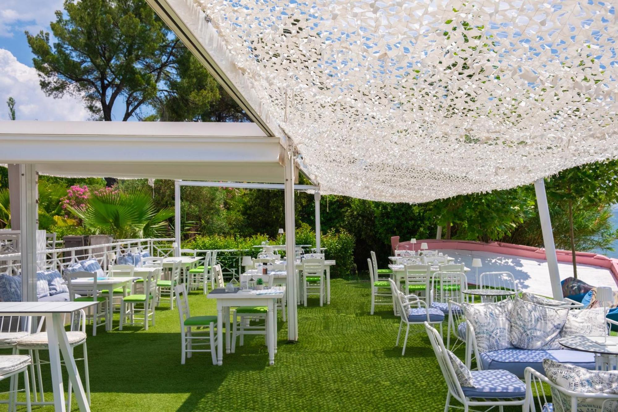 Hotel Acrotel Lilyann Boutique