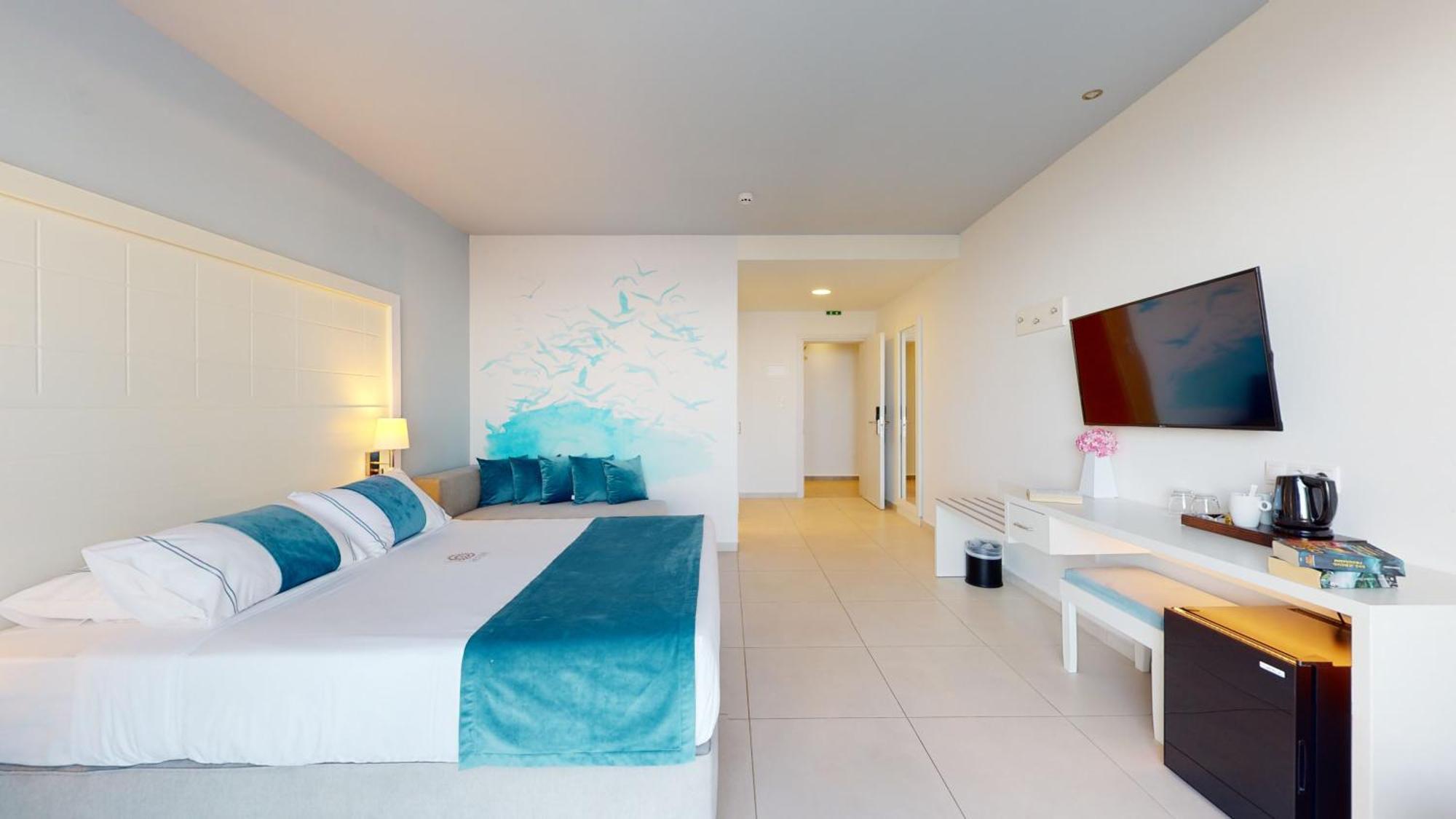 Acrotel Lilyann Boutique Hotel 3*