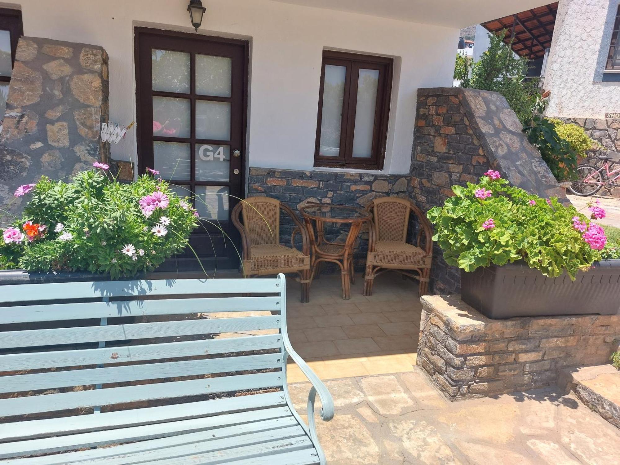 Corali Studios & Portobello Aparthotel Elounda (Crete)