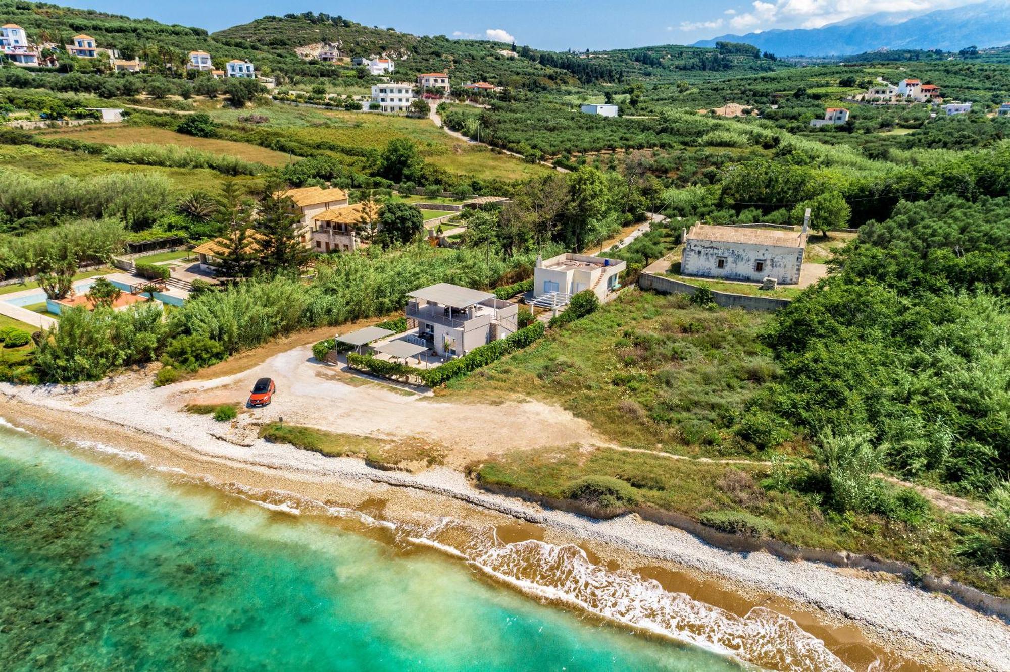 Grekodes Kera, Seafront Villa *